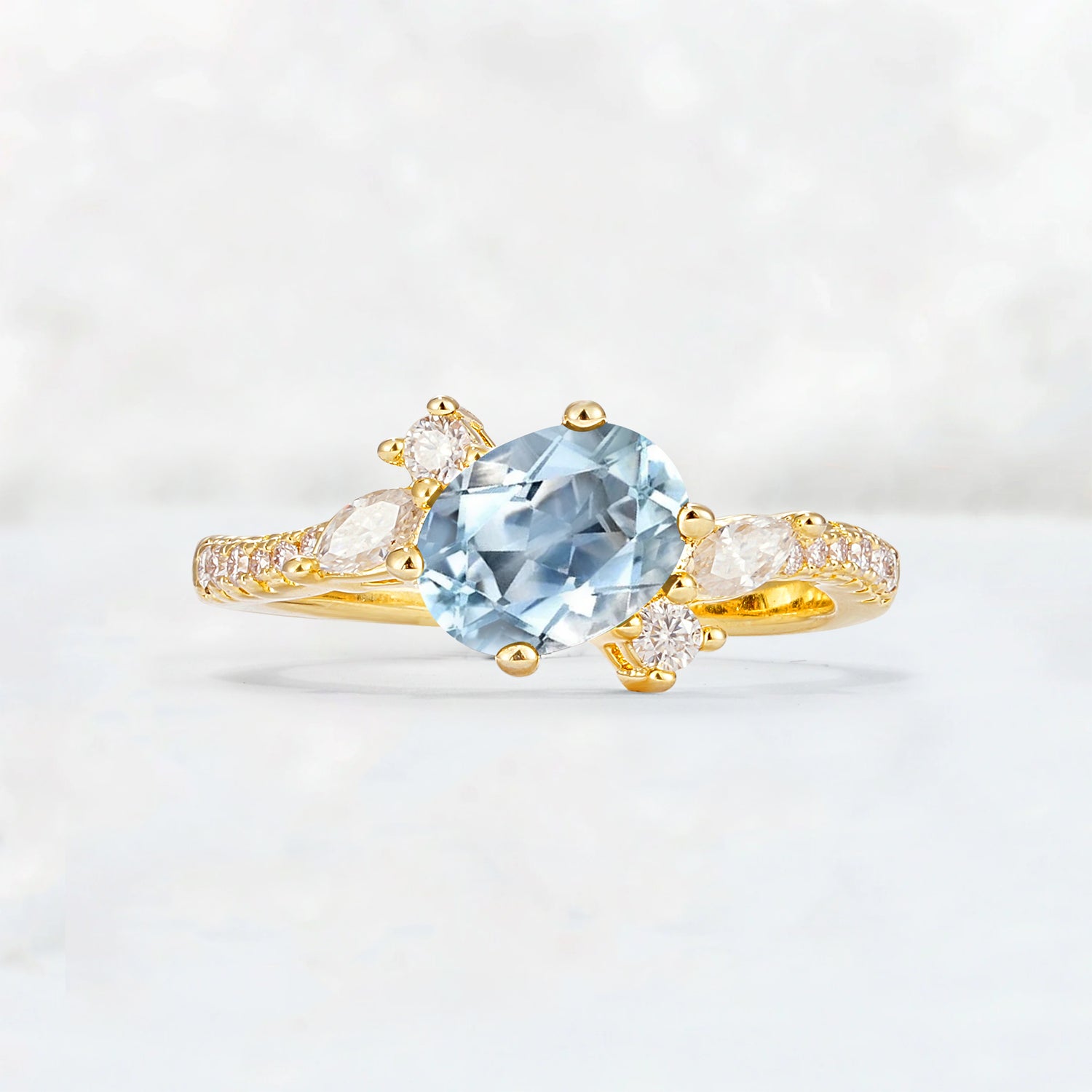 Vintage Oval Cut Aquamarine Engagement Ring for Her