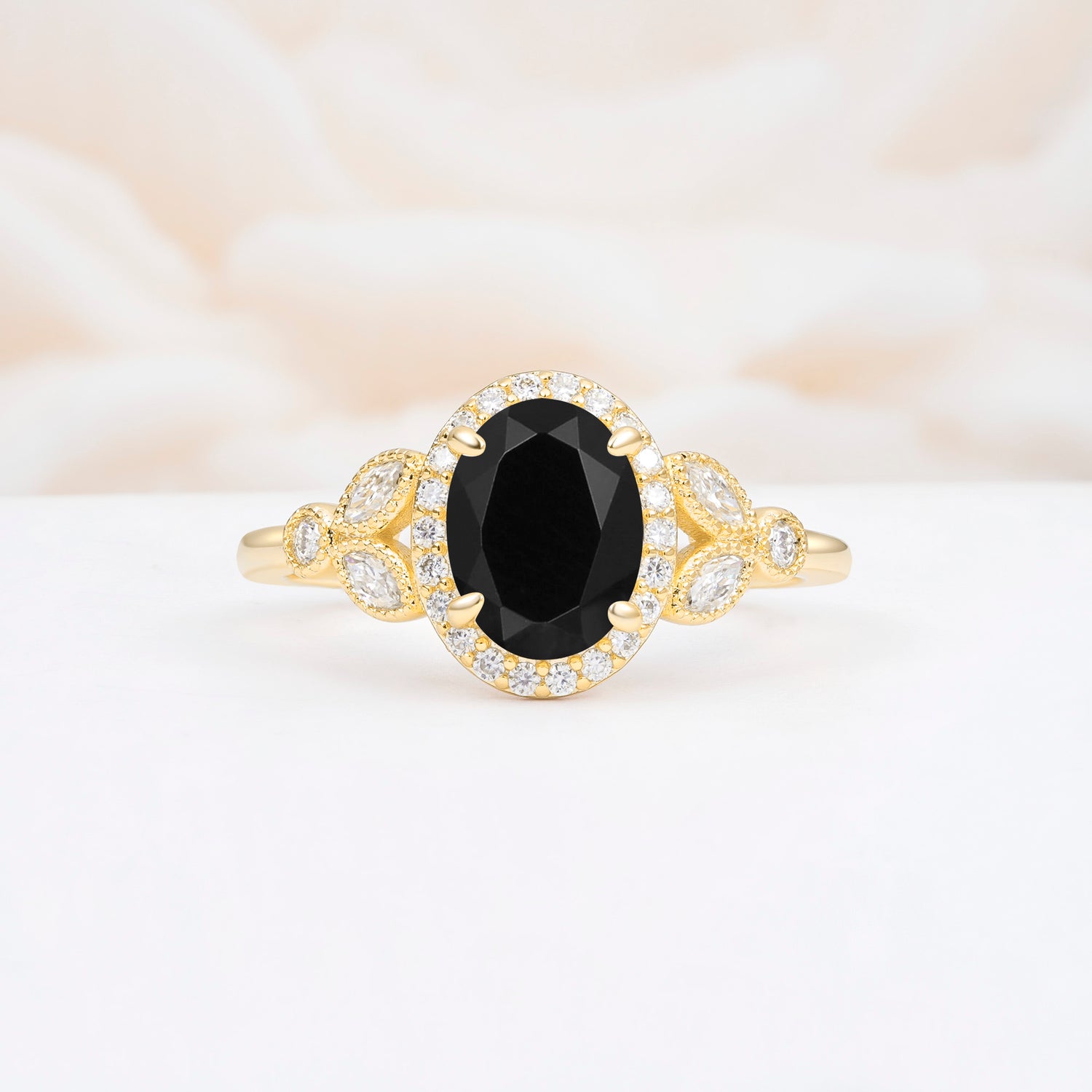 ML07033 Black Onyx Ring - Yellow-Gold