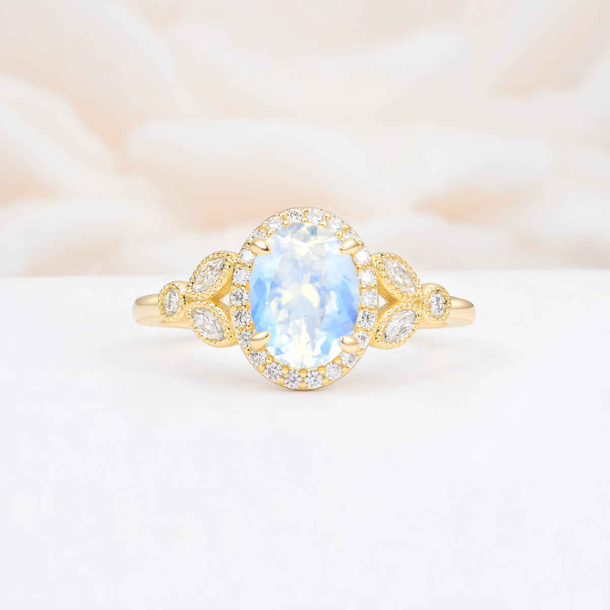 ML07033 Moonstone Ring - Yellow-Gold