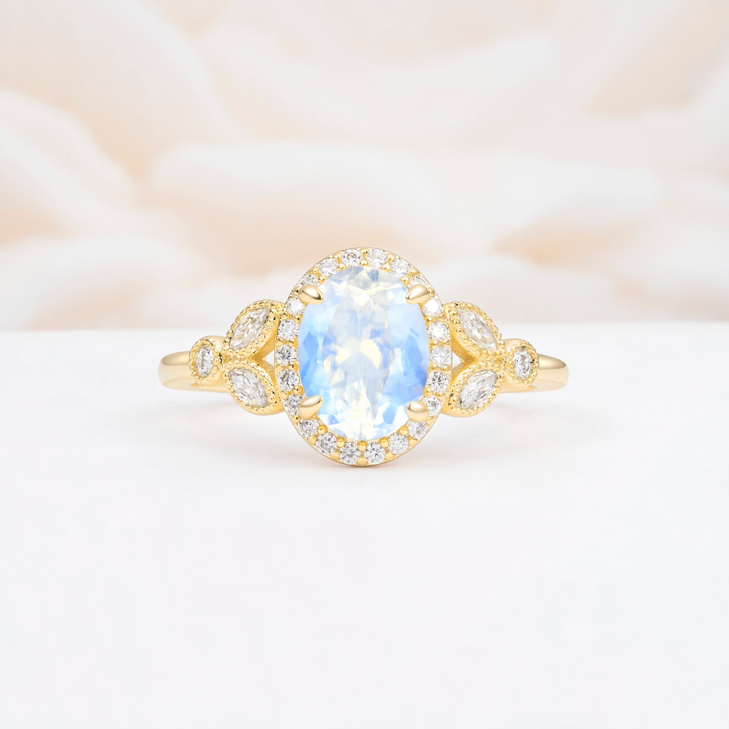 ML07033 Moonstone Ring - Yellow-Gold
