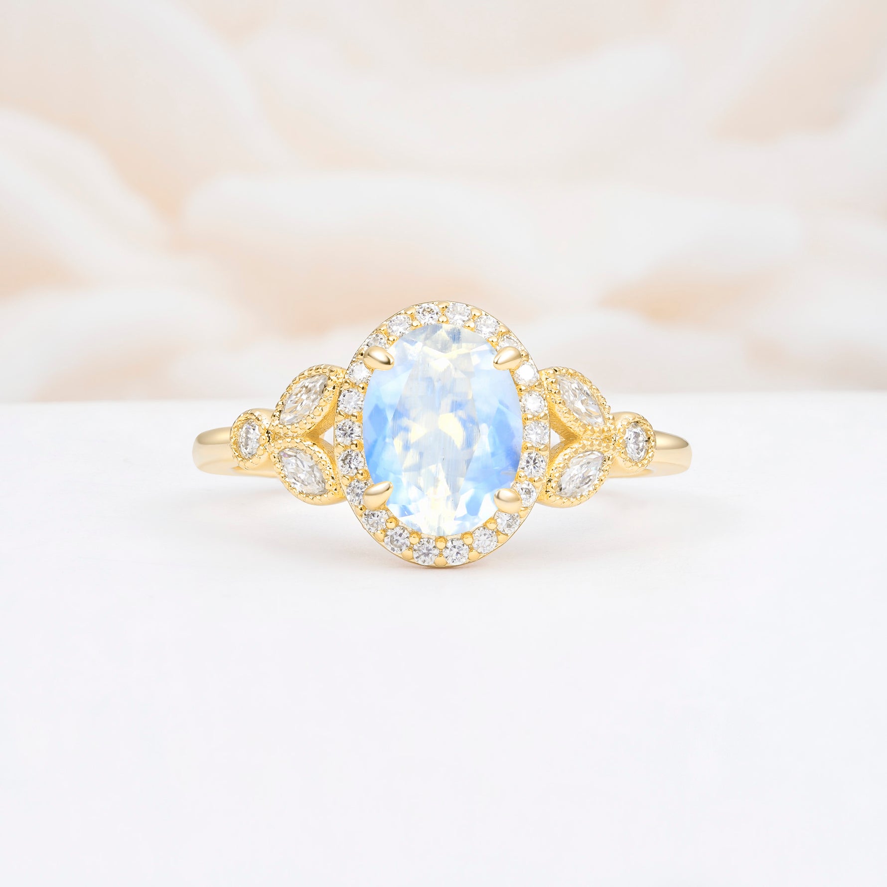 ML07033 Moonstone Ring - Yellow-Gold