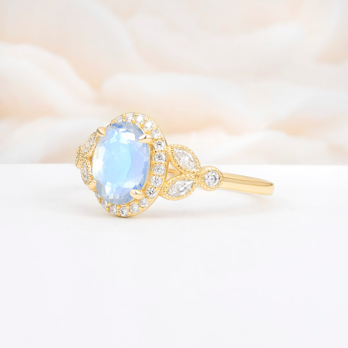 ML07033 Moonstone Ring - White-Gold