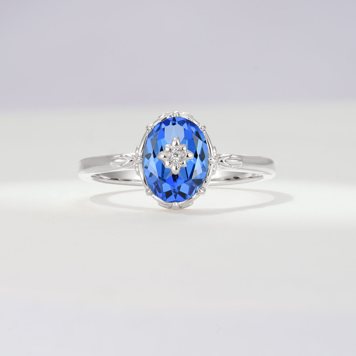 ML07036 Sapphire Ring - Additional view