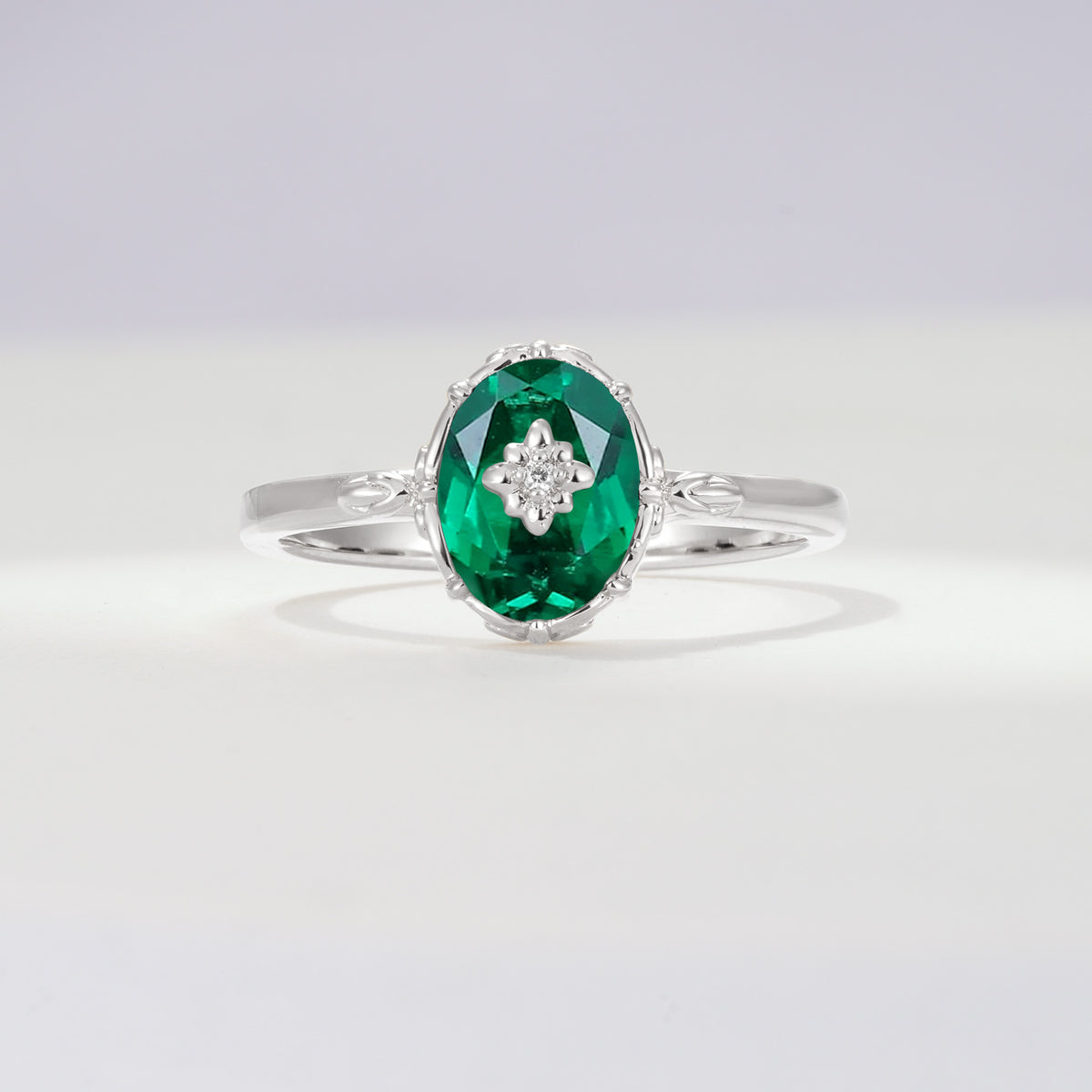 ML07036 Emerald Ring - Additional view
