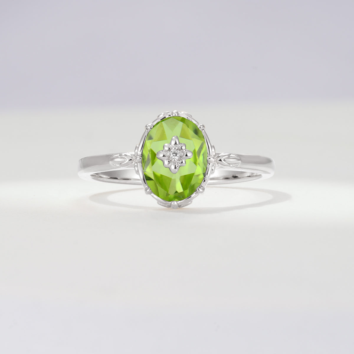 ML07036 Peridot Ring - Additional view