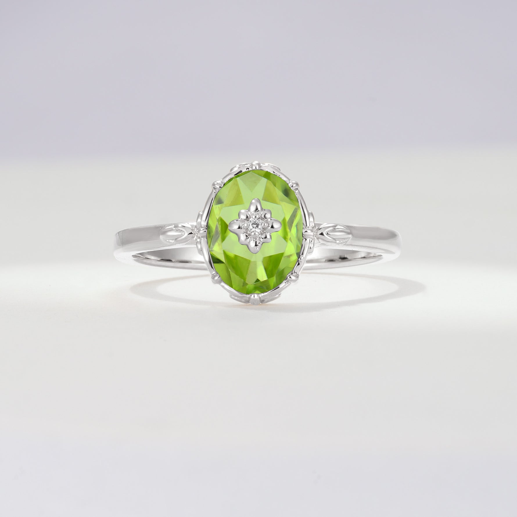 ML07036 Peridot Ring - Additional view