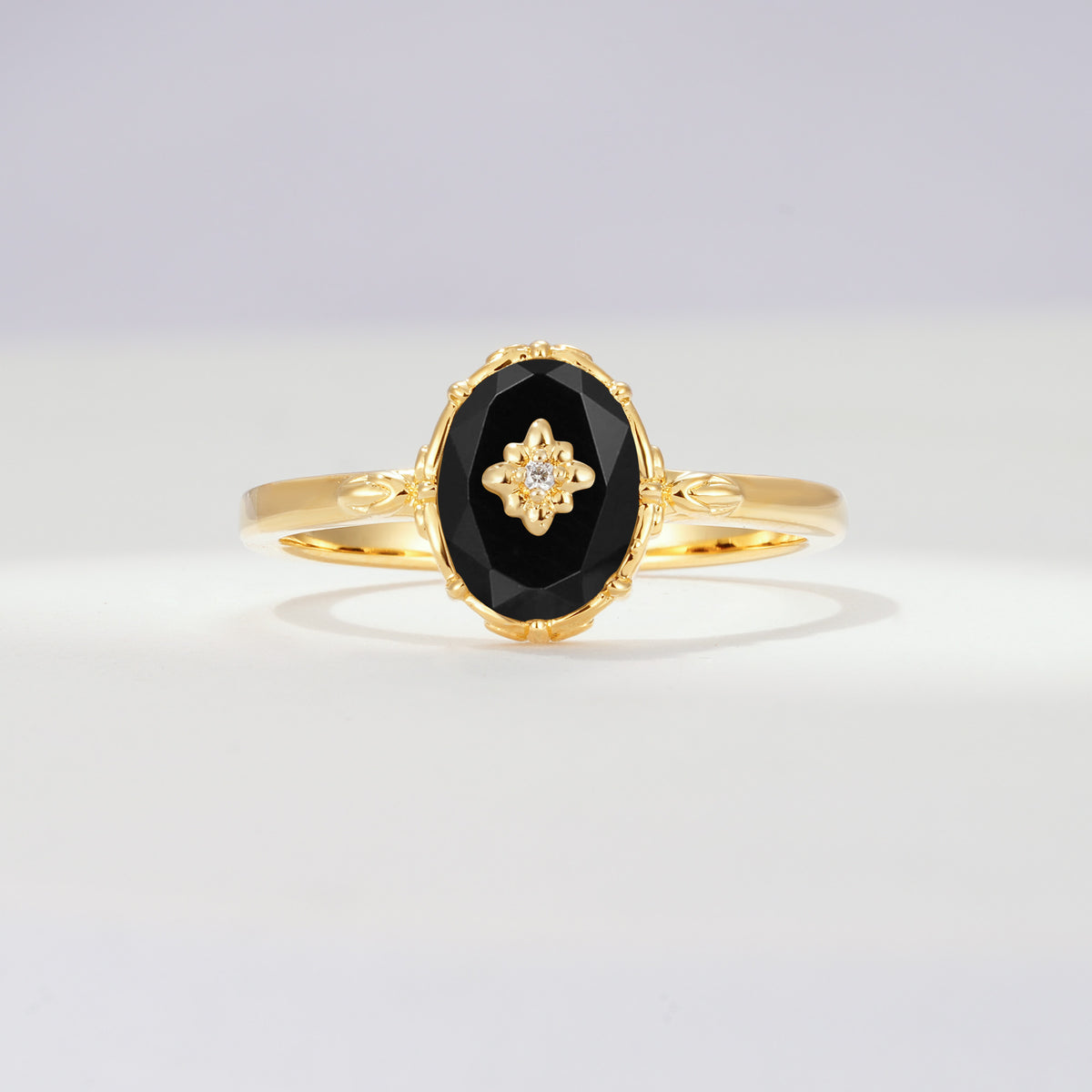 ML07036 Black Onyx Ring - Yellow-Gold