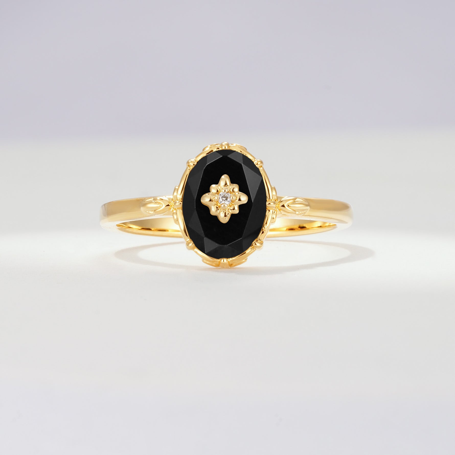 ML07036 Black Onyx Ring - Yellow-Gold