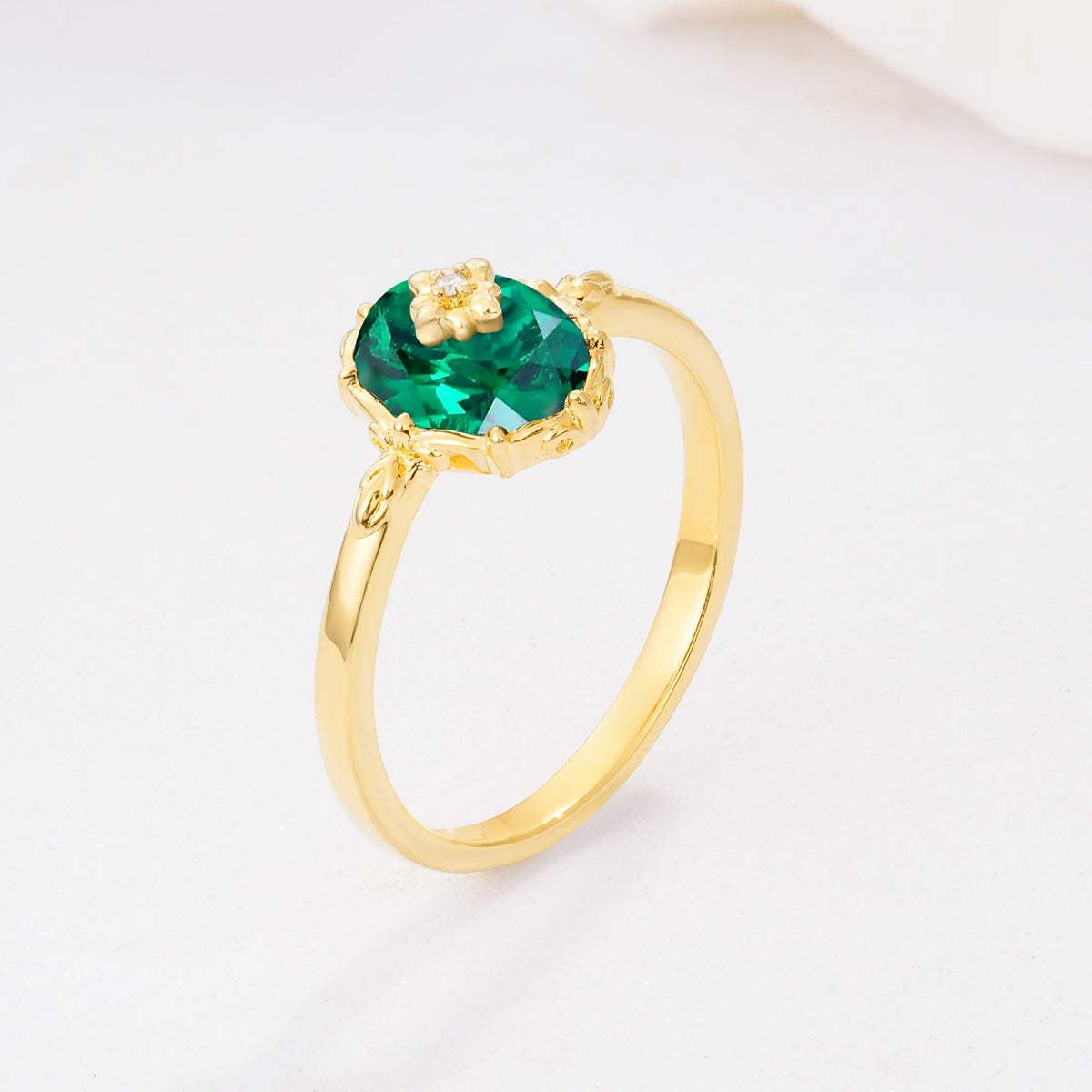 ML07036 Emerald Ring - White-Gold