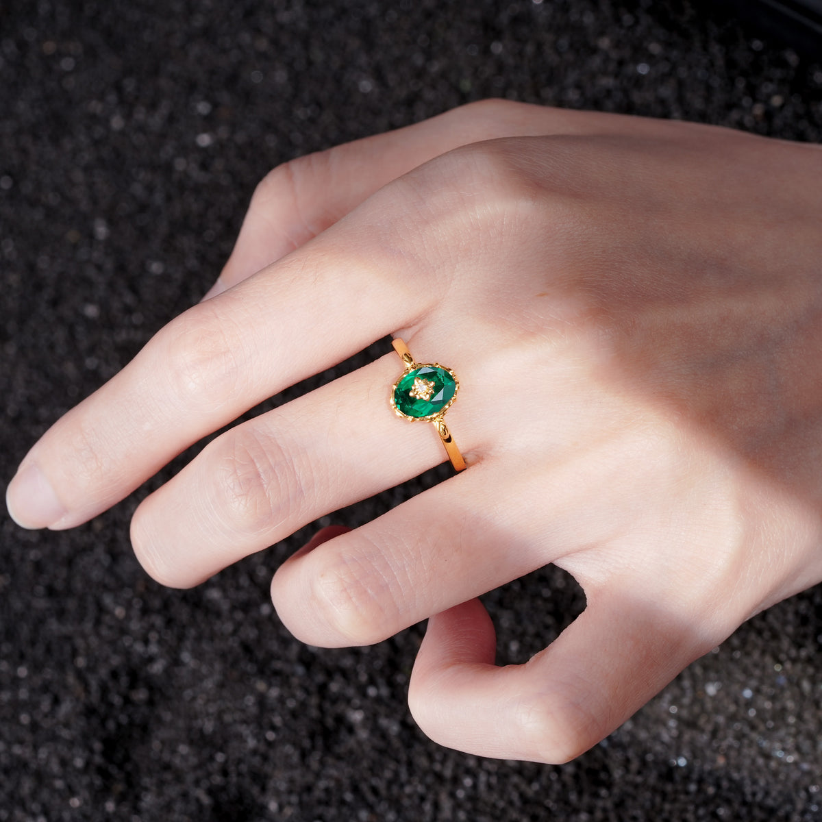 ML07036 Emerald Ring - Additional view