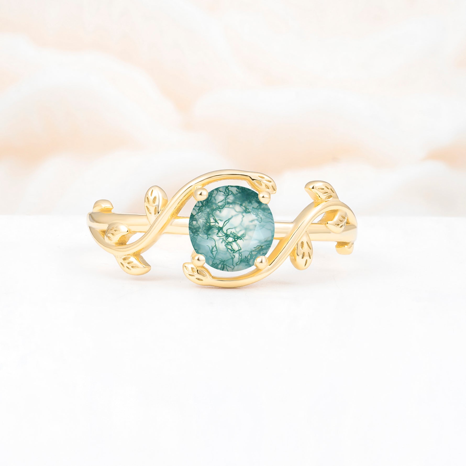 ML07039 Moss Agate Ring - Yellow-Gold