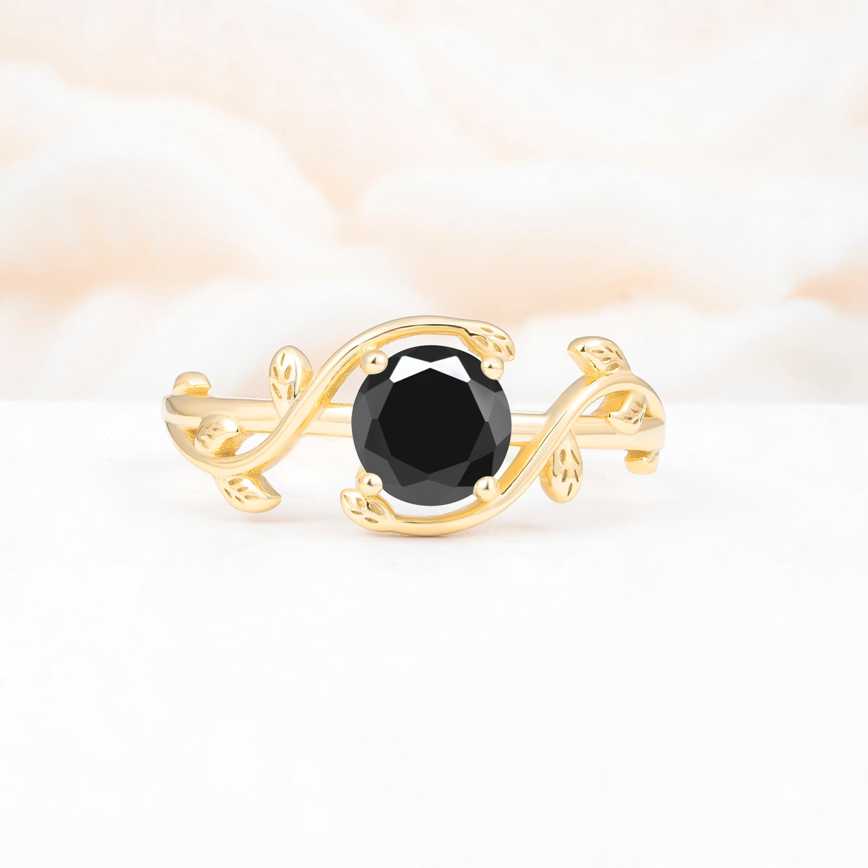 ML07039 Black Onyx Ring - Yellow-Gold