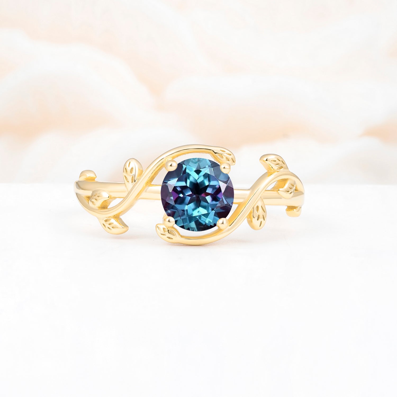 ML07039 Alexandrite Ring - Yellow-Gold