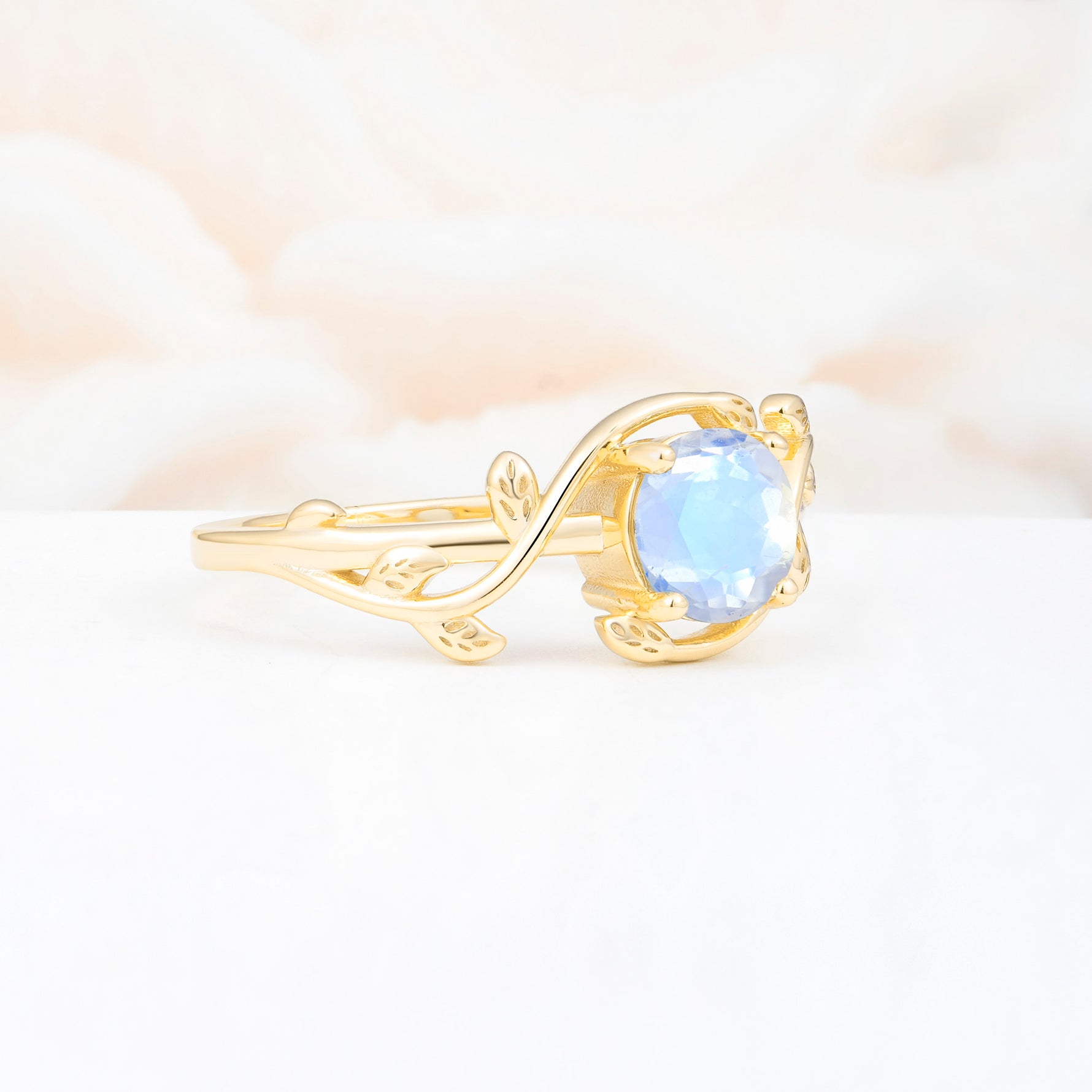 ML07039 Moonstone Ring - White-Gold