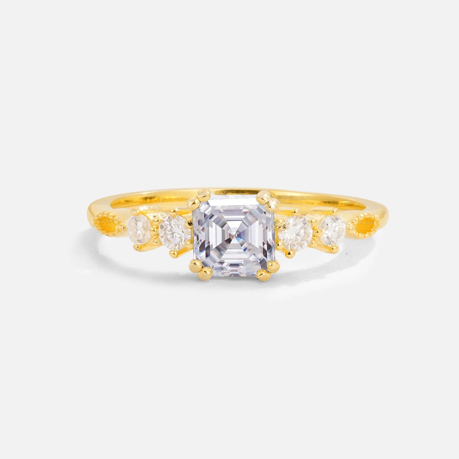 Luxury Princess Cut Moissanite Engagement  Ring