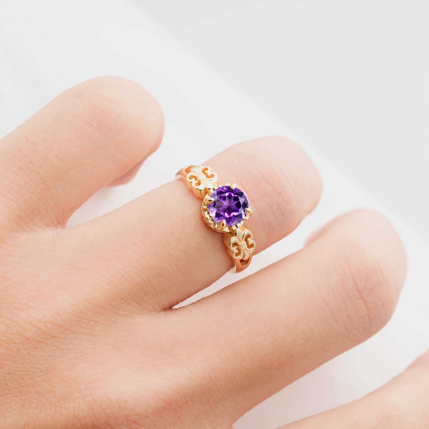 Vintage Round-Cut Amethyst Engagement Ring