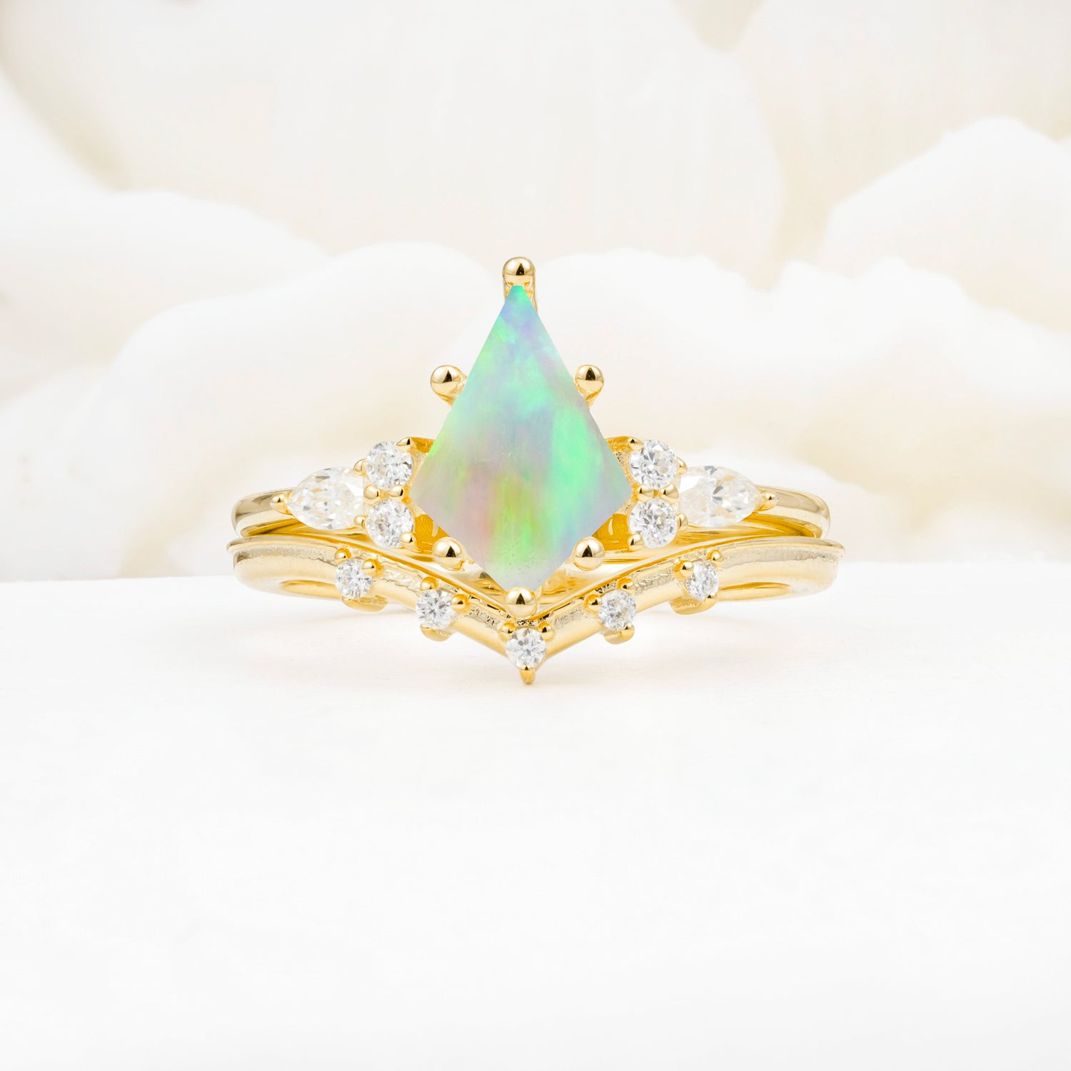 Luxury Kite Cut Opal Bridal Ring Set