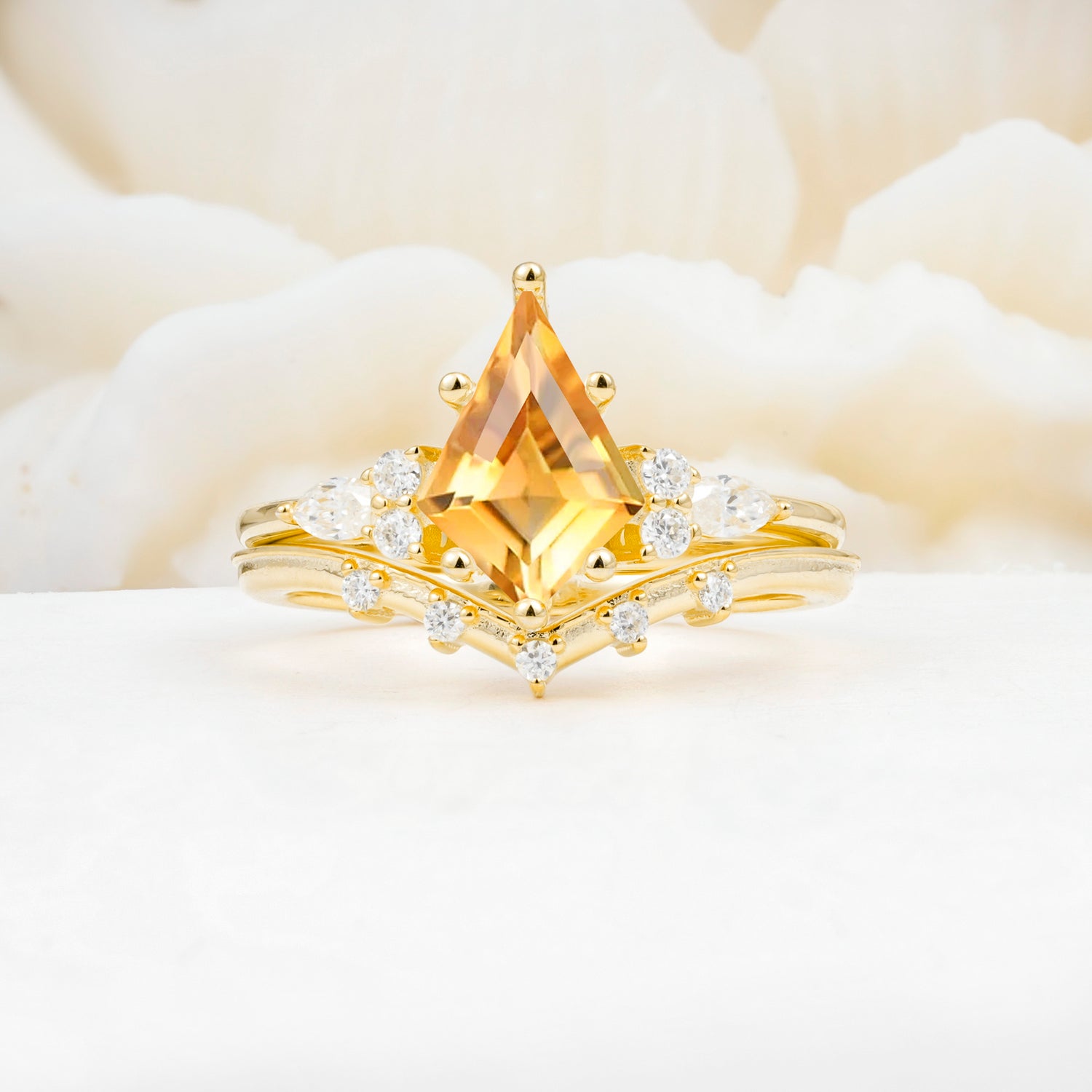 Luxury Kite Cut Citrine Bridal Ring Set