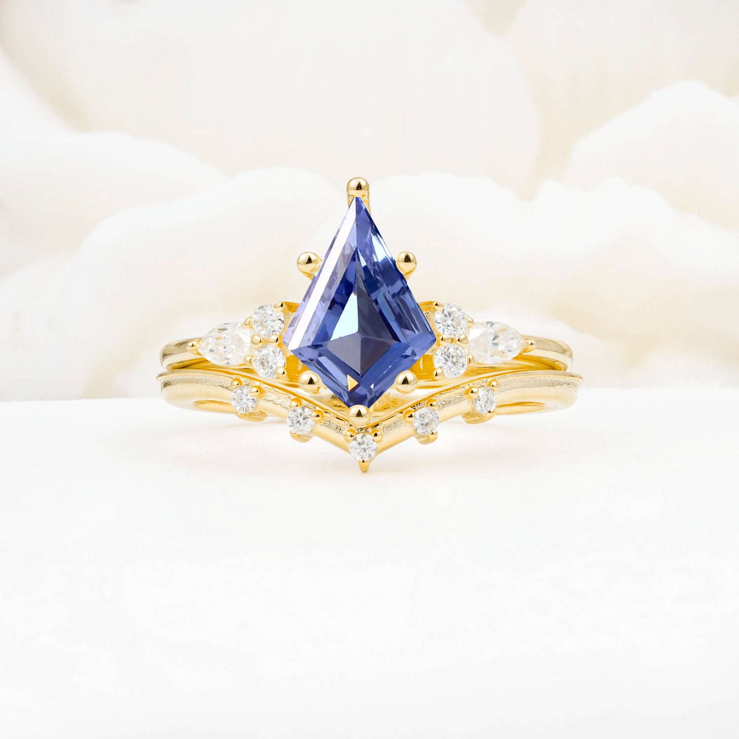 Luxury Kite Cut Tanzanite Bridal Ring Set