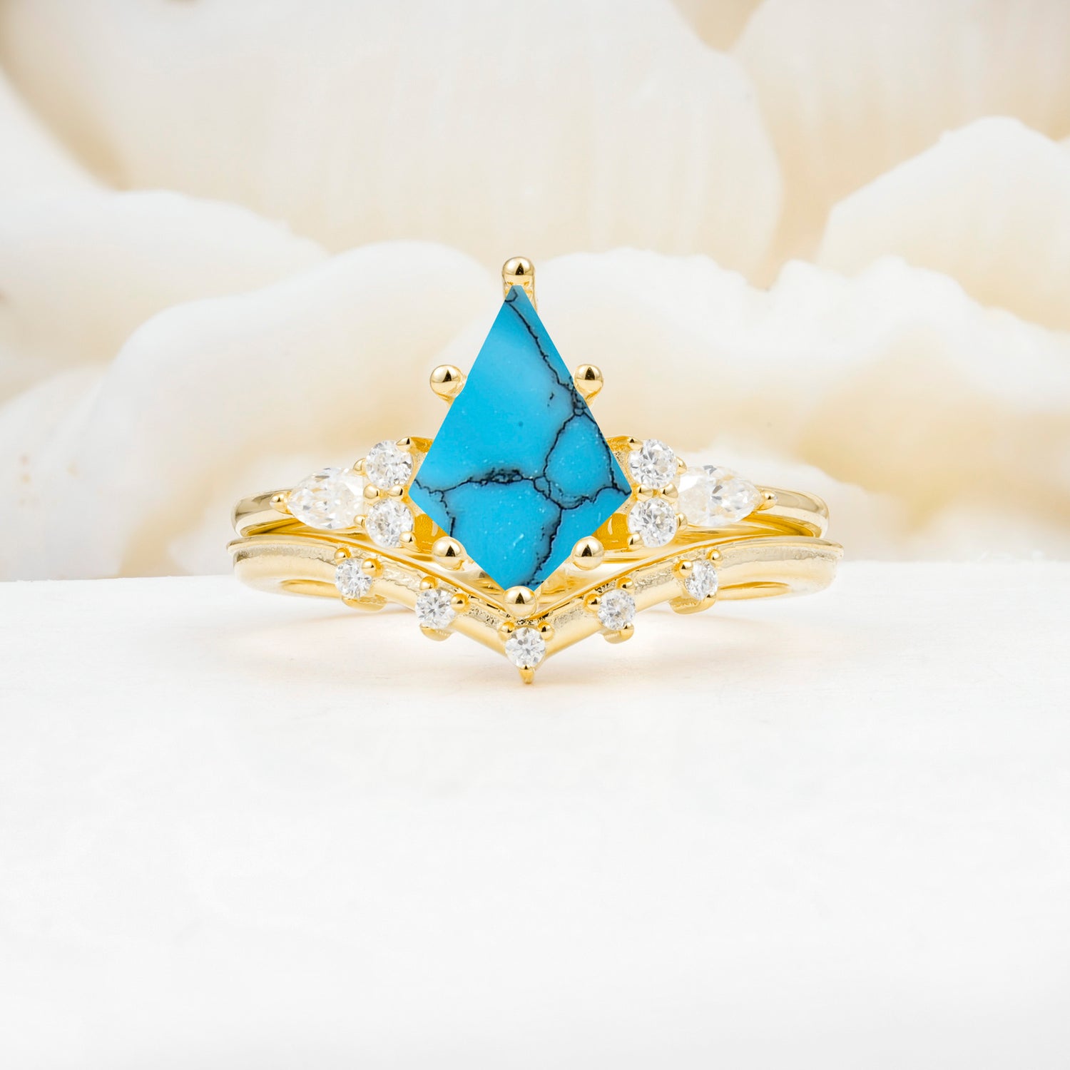 Luxury Kite Cut Turquoise Bridal Ring Set