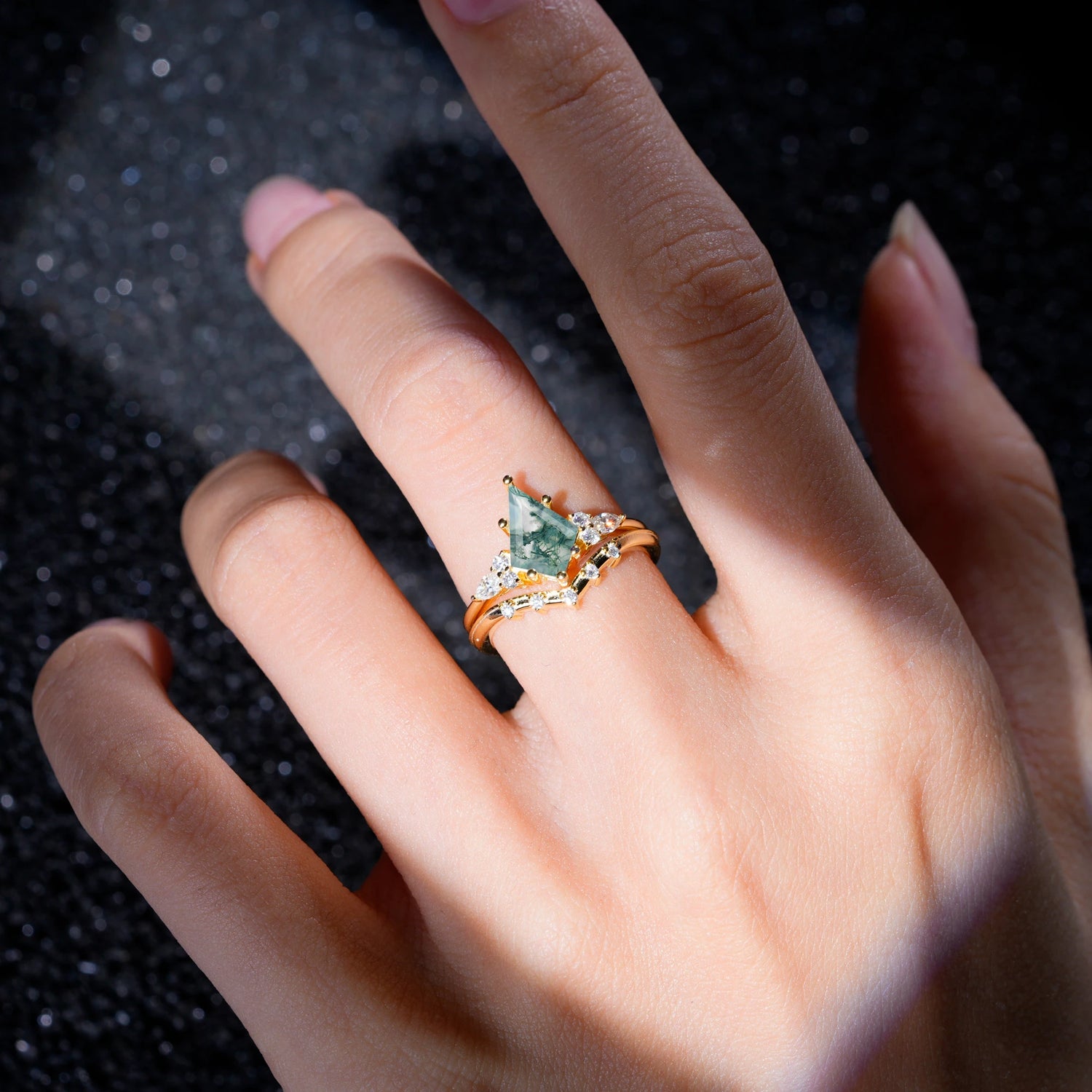 Luxury Kite Cut Moss Agate Bridal Ring Set