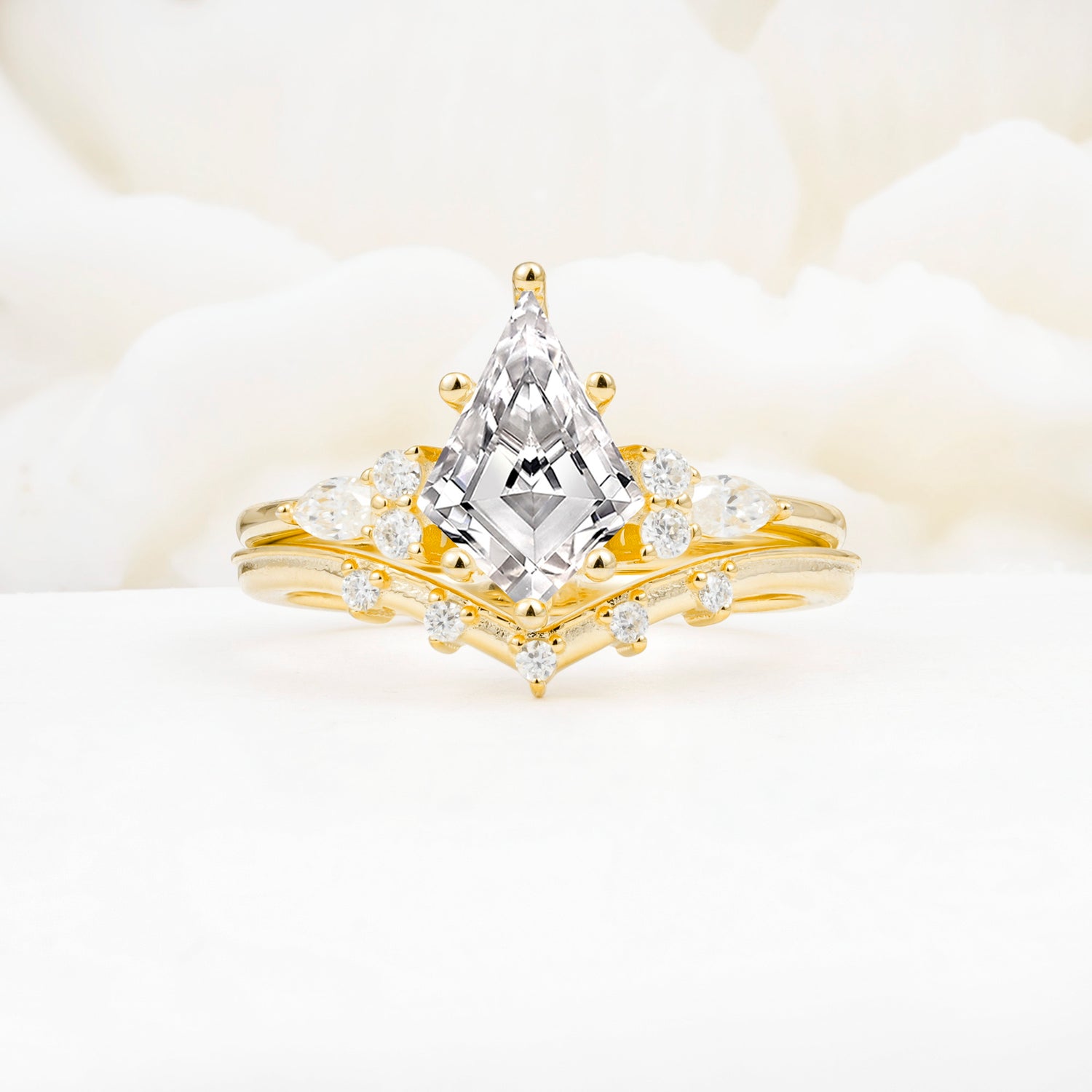 Luxury Kite Cut Lab Diamond Bridal Ring Set