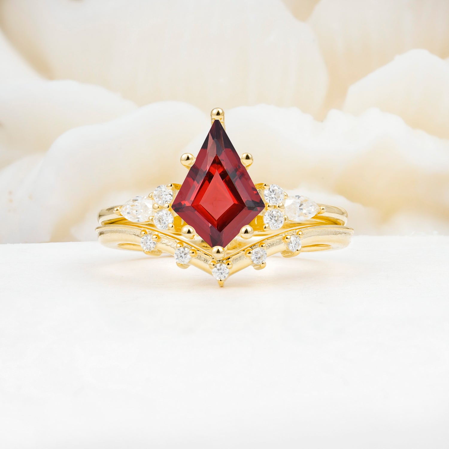 Luxury Kite Cut Garnet Bridal Ring Set