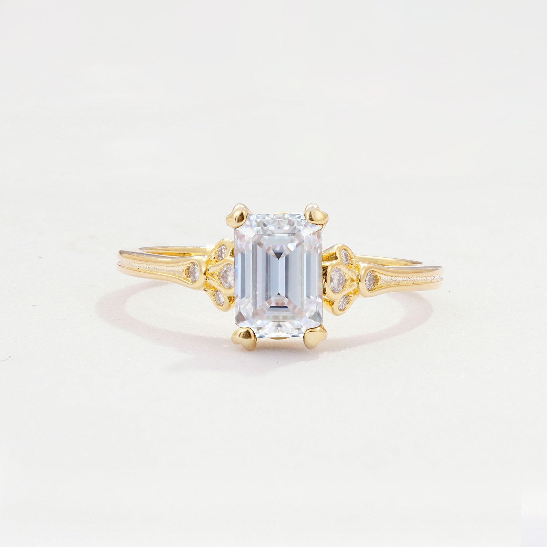ML07055 Moissanite Ring - Yellow-Gold