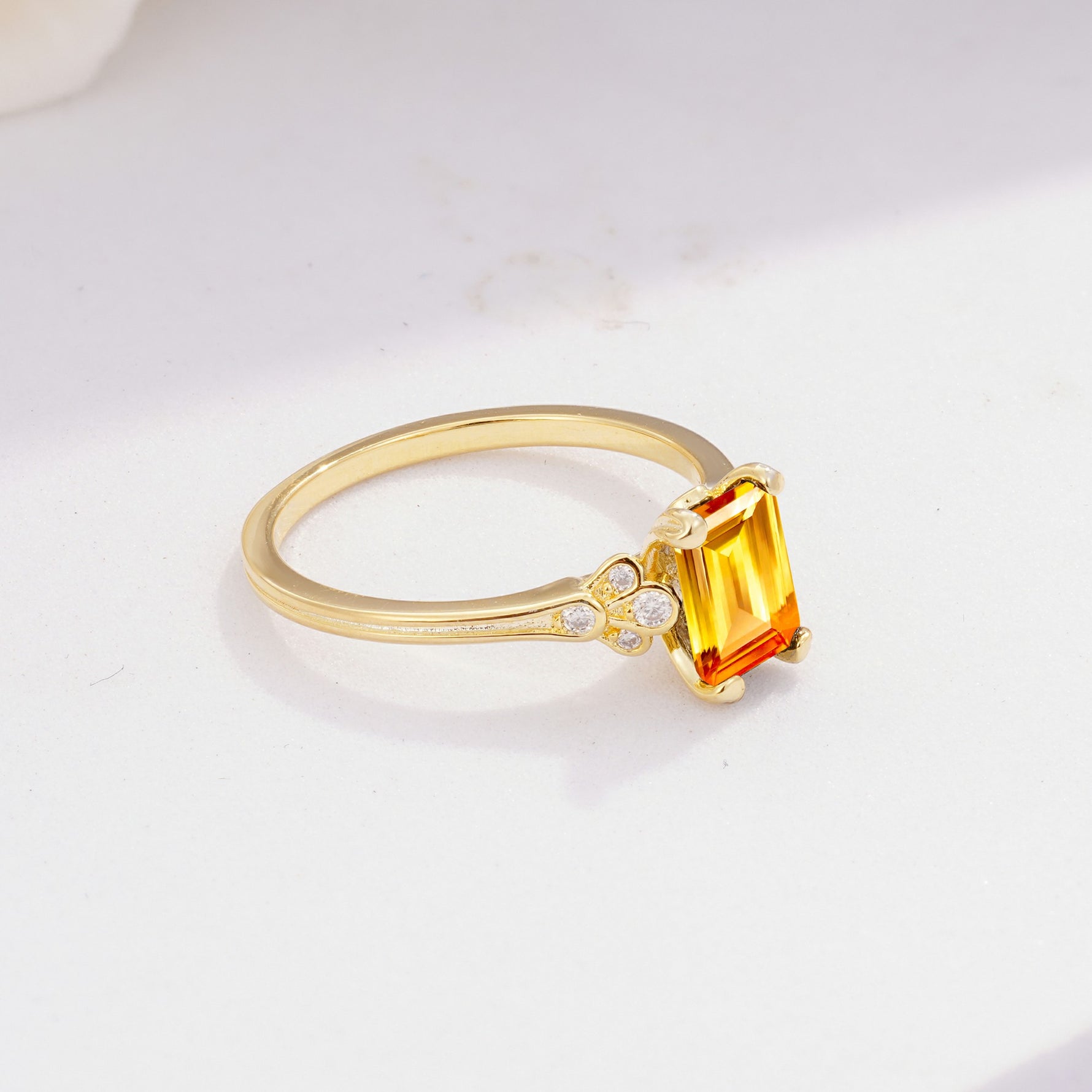 ML07055 Citrine Ring - White-Gold