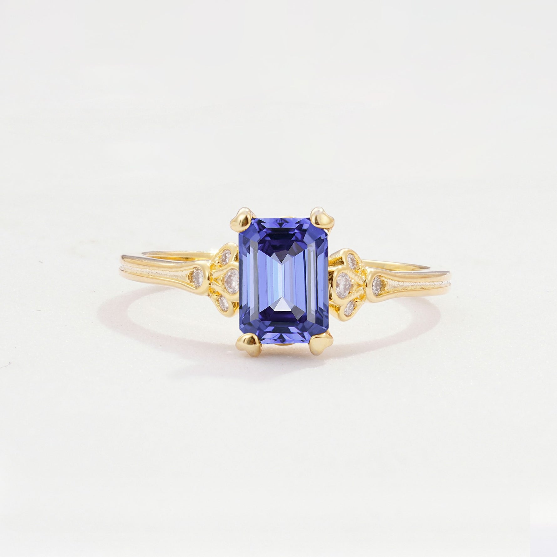 ML07055 Tanzanite Ring - Yellow-Gold