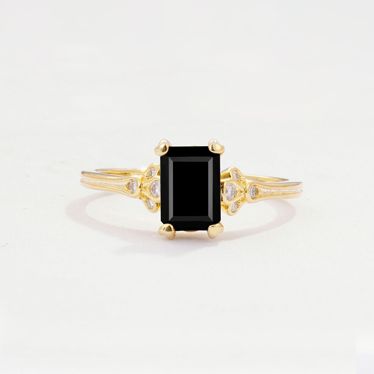 ML07055 Black Onyx Ring - Yellow-Gold