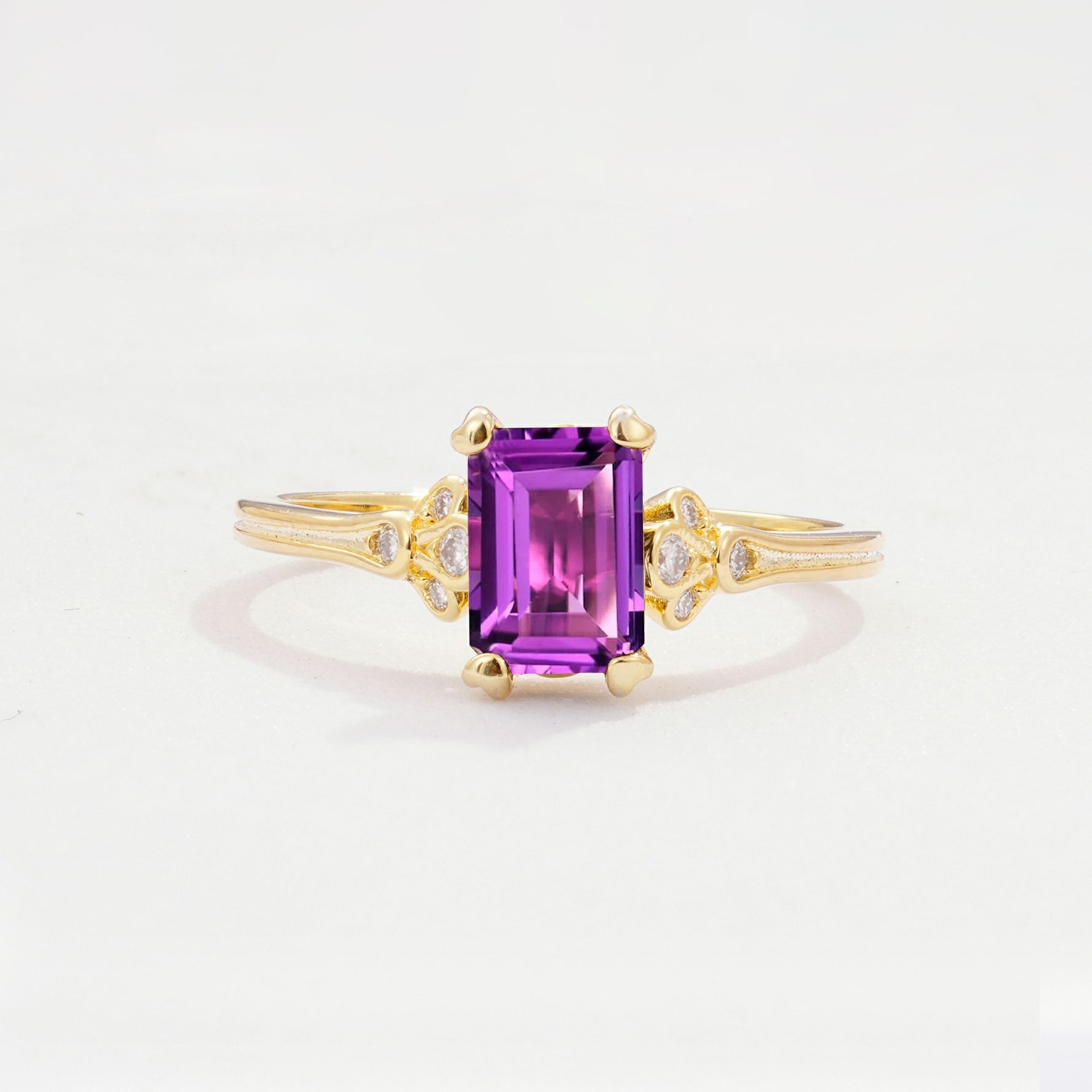 ML07055 Amethyst Ring - Yellow-Gold