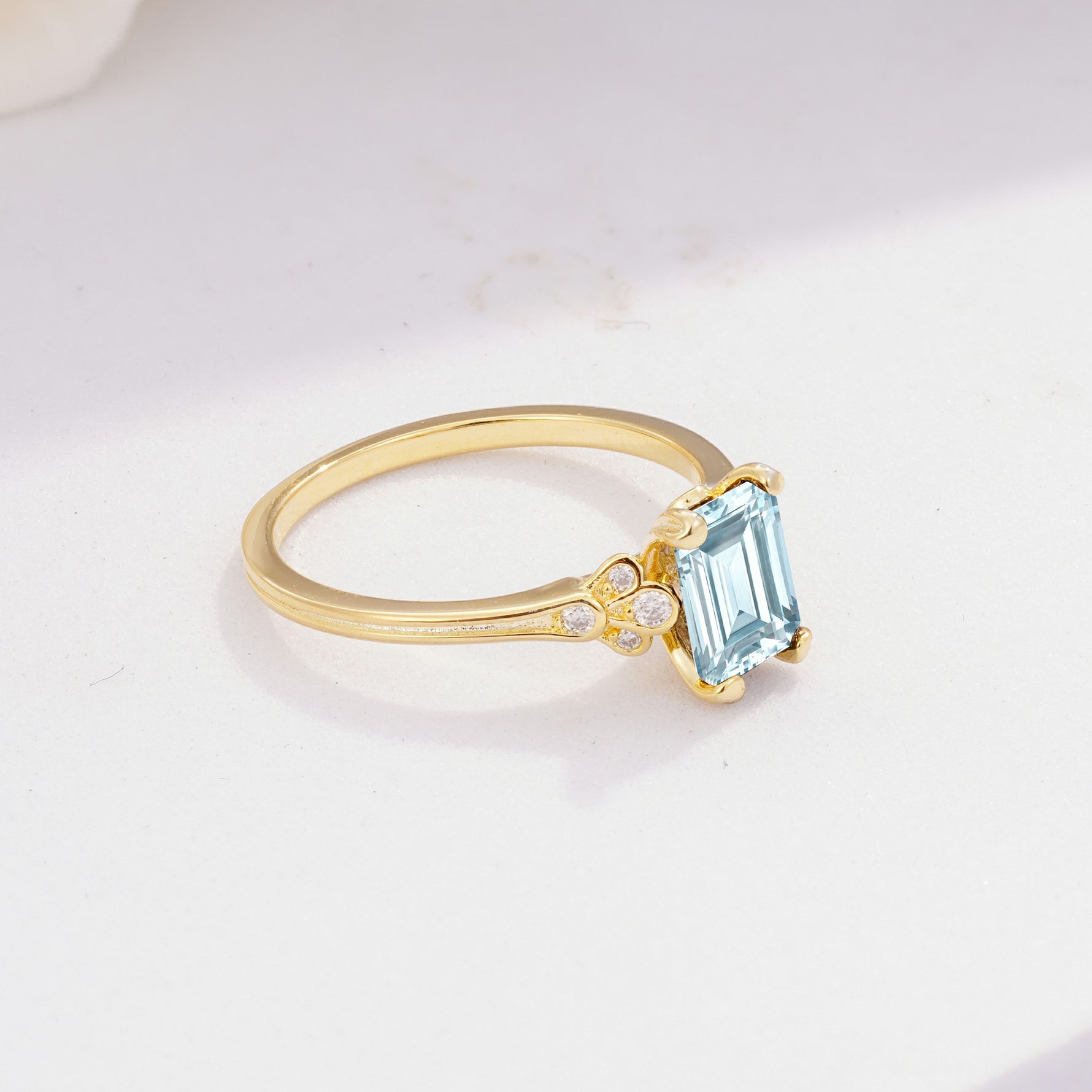 ML07055 Aquamarine Ring - White-Gold