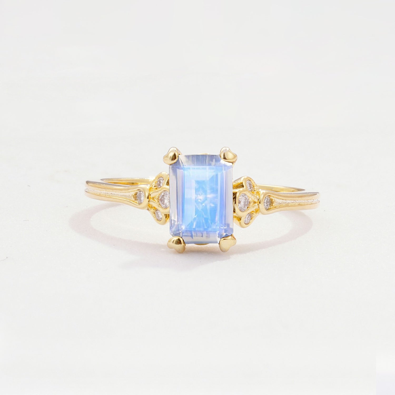 ML07055 Moonstone Ring - Yellow-Gold