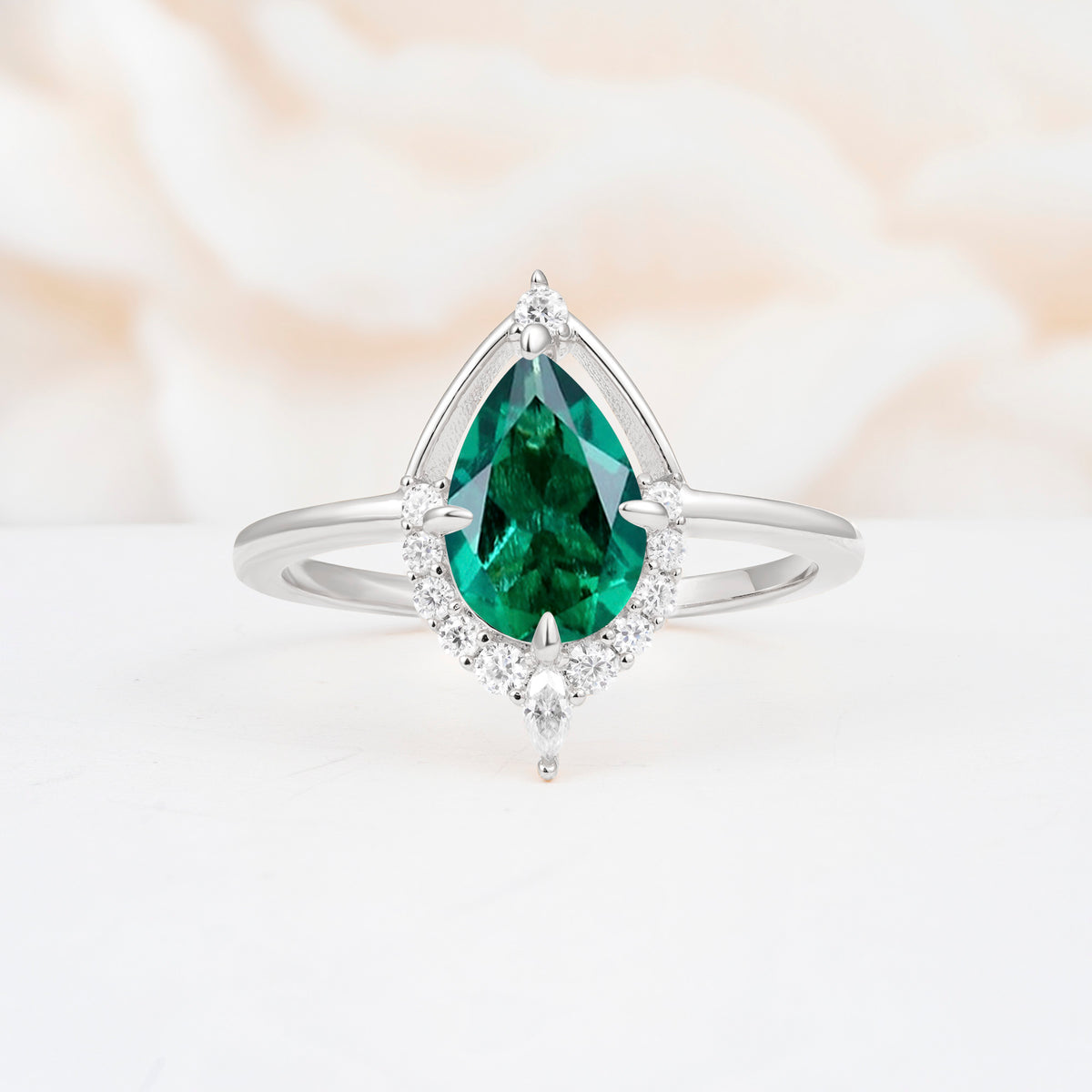 ML07057 Emerald Ring - Additional view