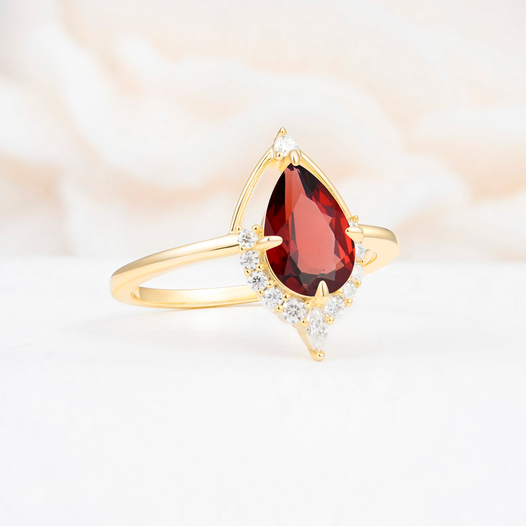ML07057 Garnet Ring - White-Gold