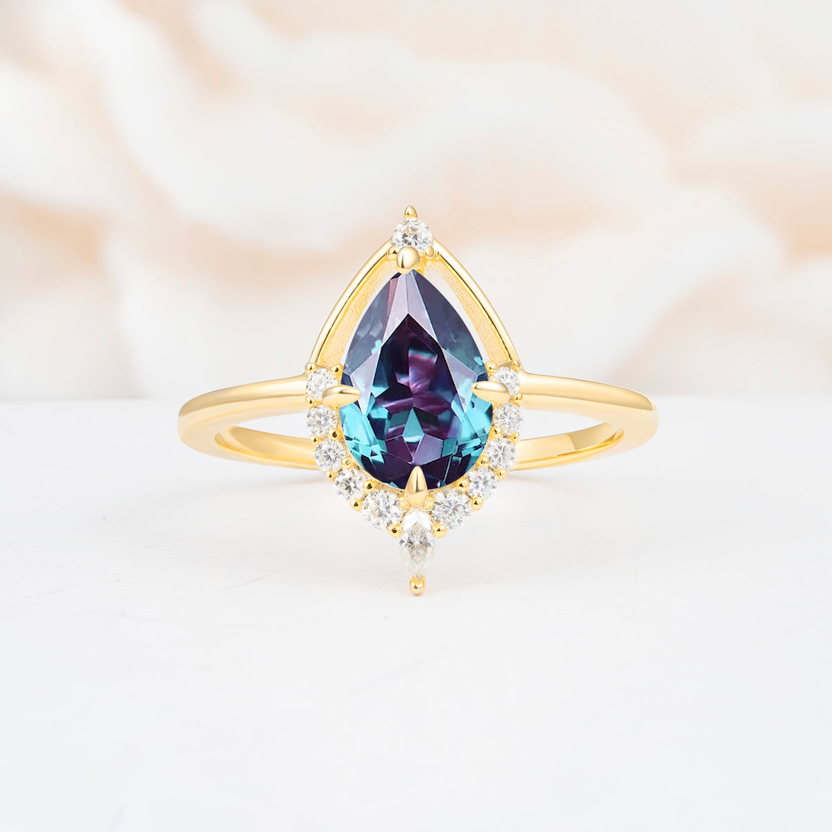 ML07057 Alexandrite Ring - Yellow-Gold