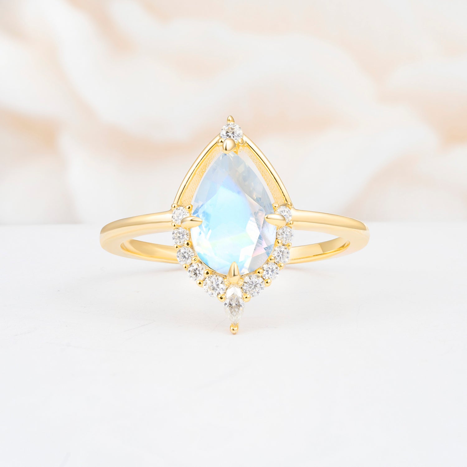 ML07057 Moonstone Ring - Yellow-Gold