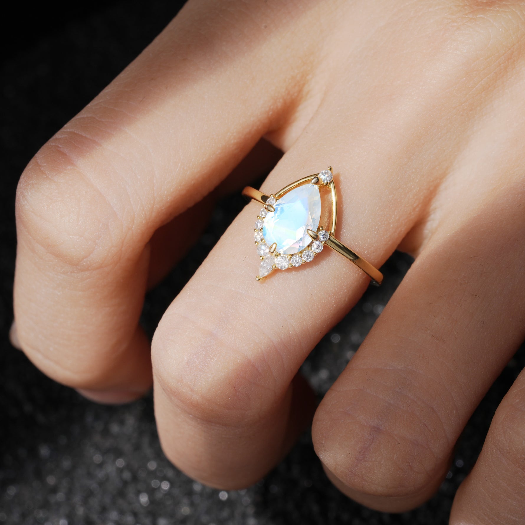 ML07057 Moonstone Ring - Rose-Gold