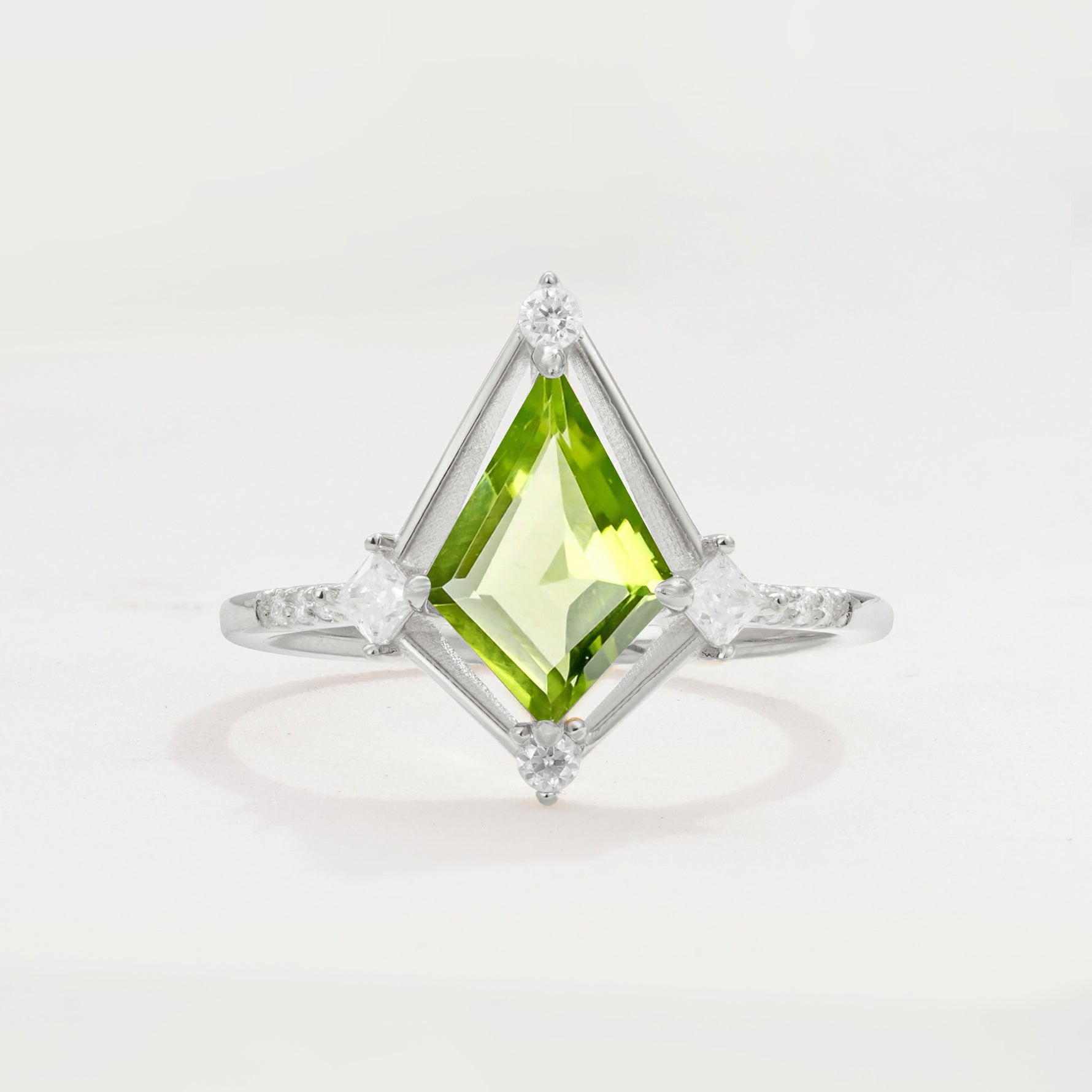 ML07060 Peridot Ring - Additional view