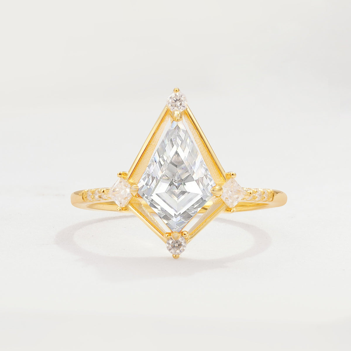 ML07060 Moissanite Ring - Yellow-Gold