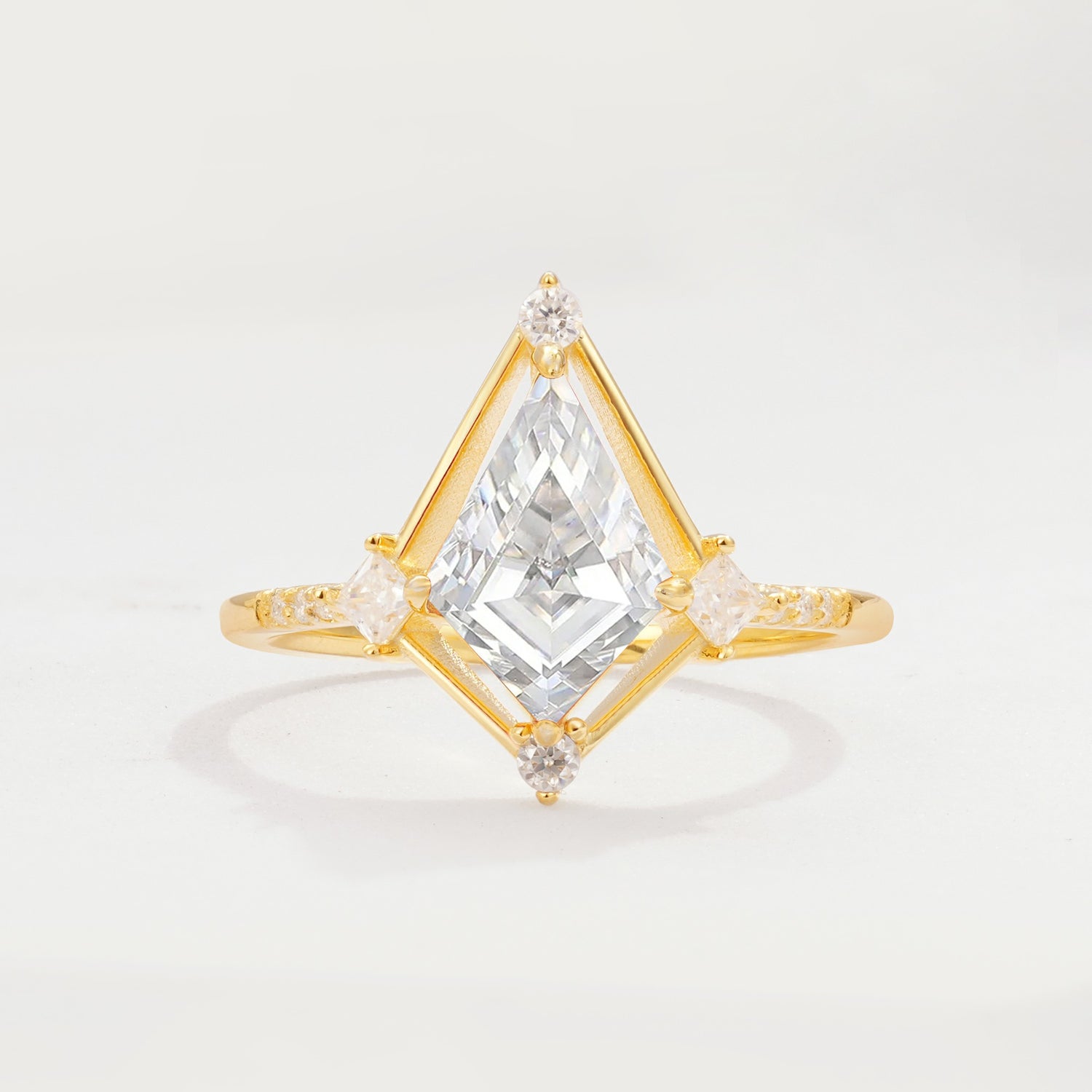 ML07060 Moissanite Ring - Yellow-Gold