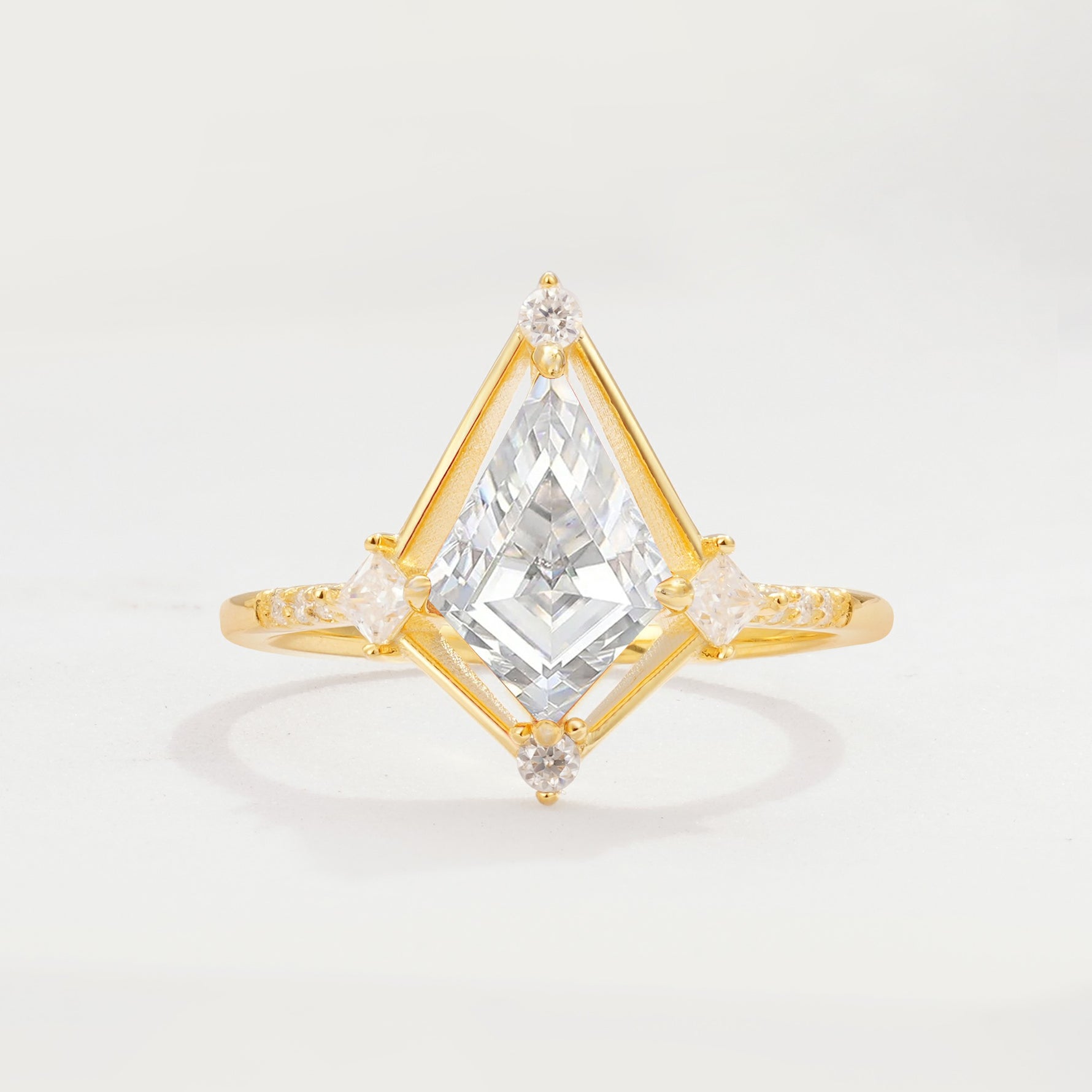 ML07060 Moissanite Ring - Yellow-Gold