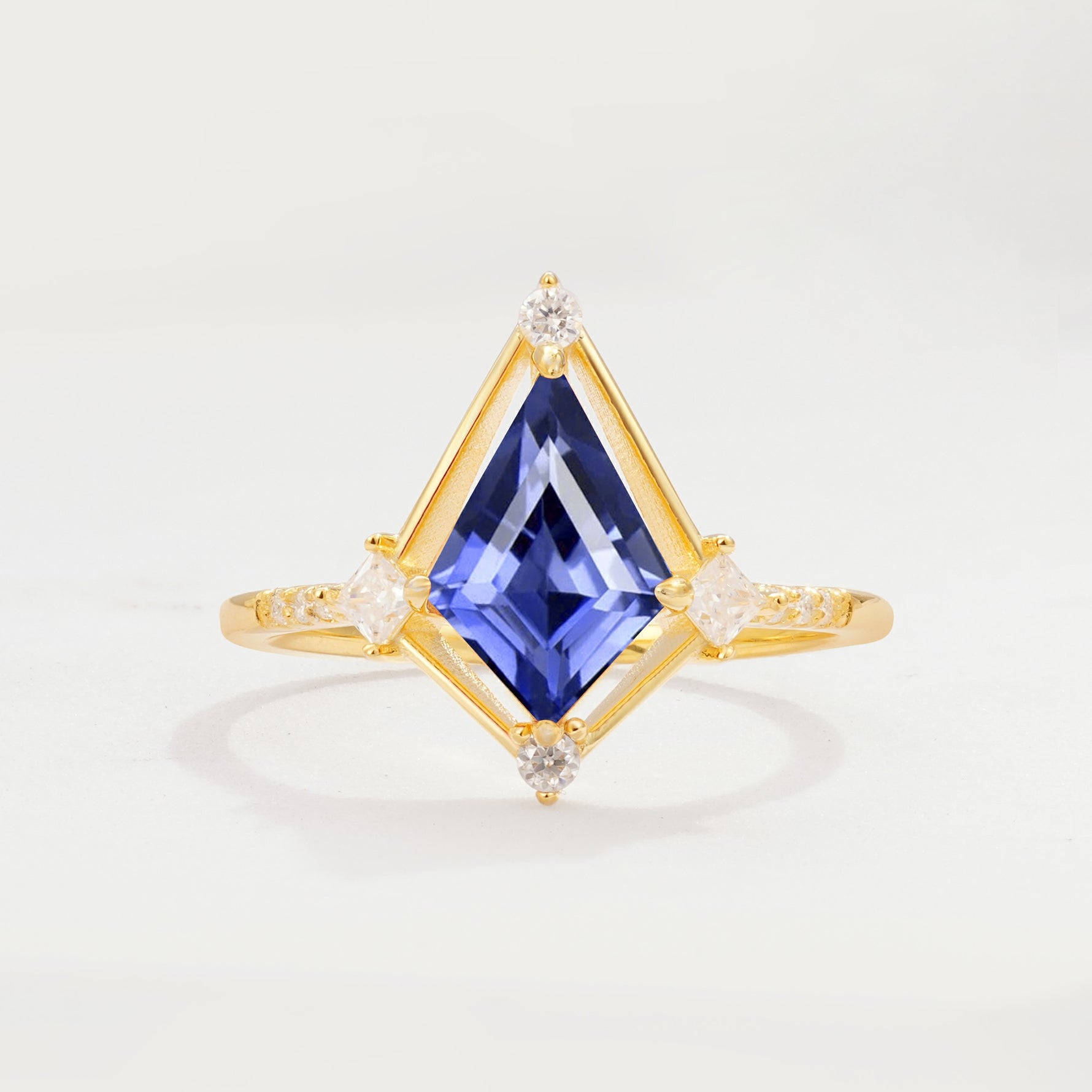 ML07060 Tanzanite Ring - Yellow-Gold