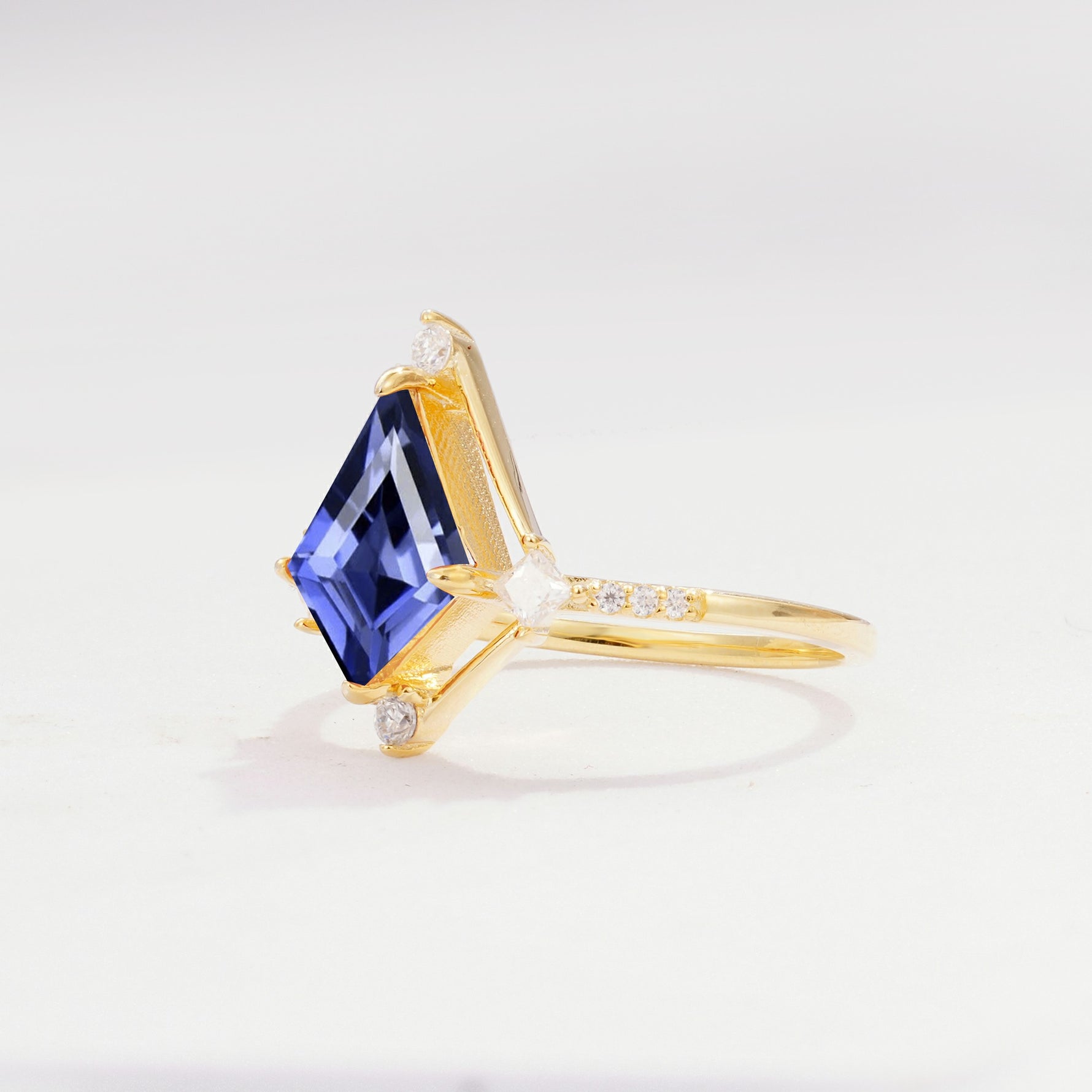 ML07060 Tanzanite Ring - White-Gold