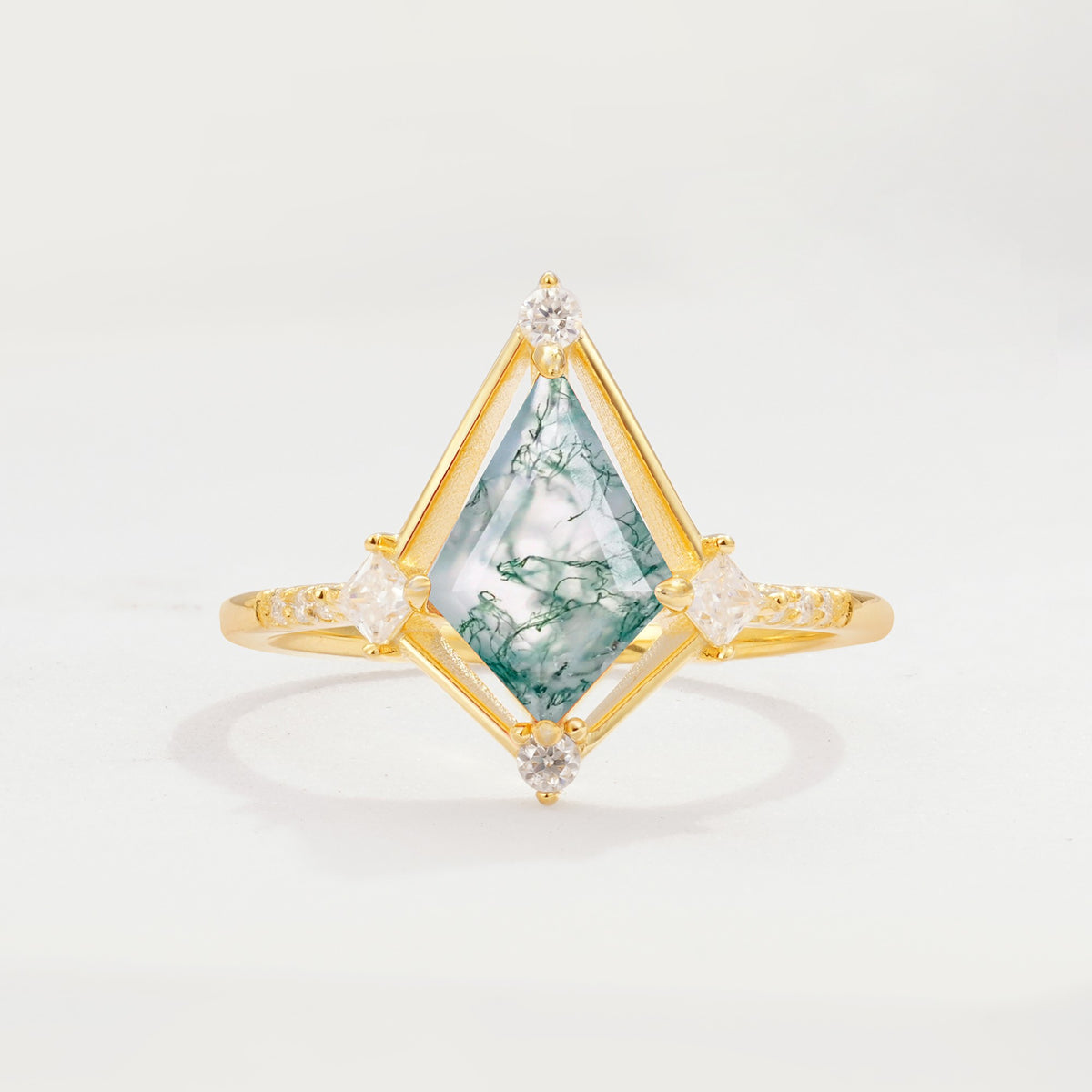 ML07060 Moss Agate Ring - Yellow-Gold