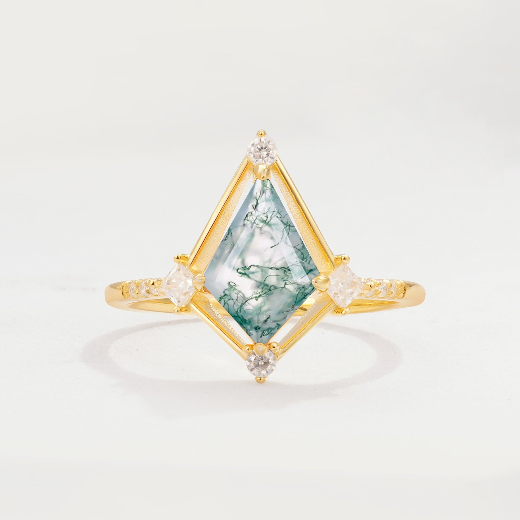 ML07060 Moss Agate Ring - Yellow-Gold