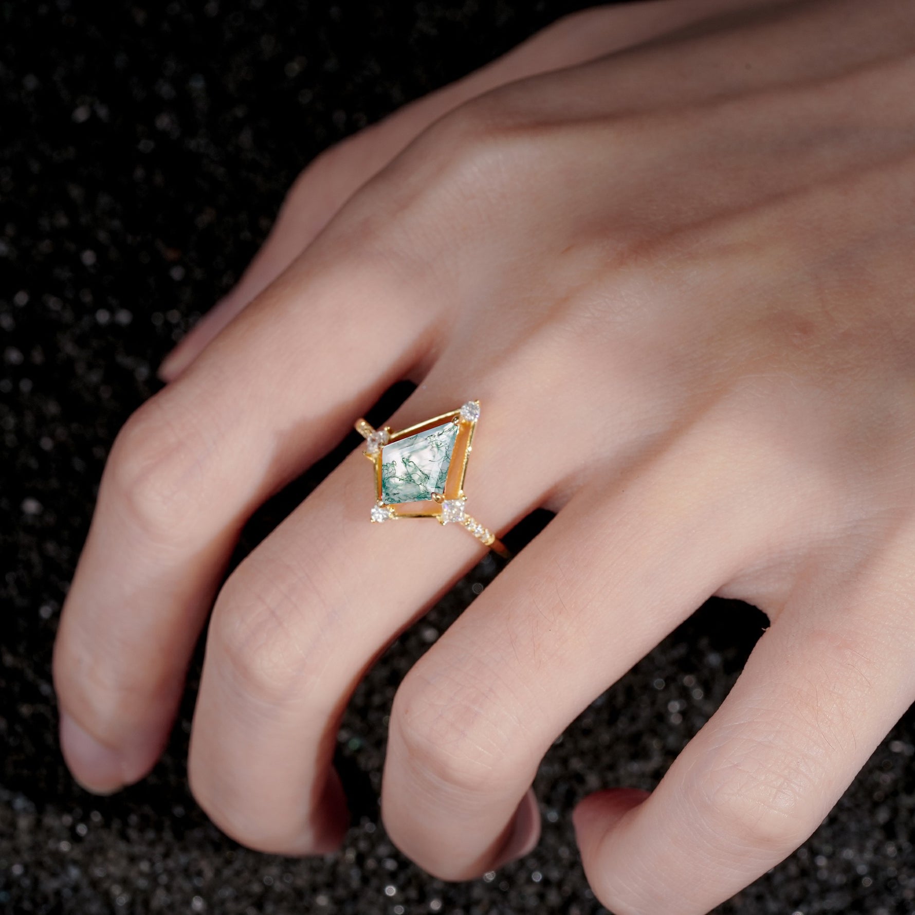 ML07060 Moss Agate Ring - Rose-Gold