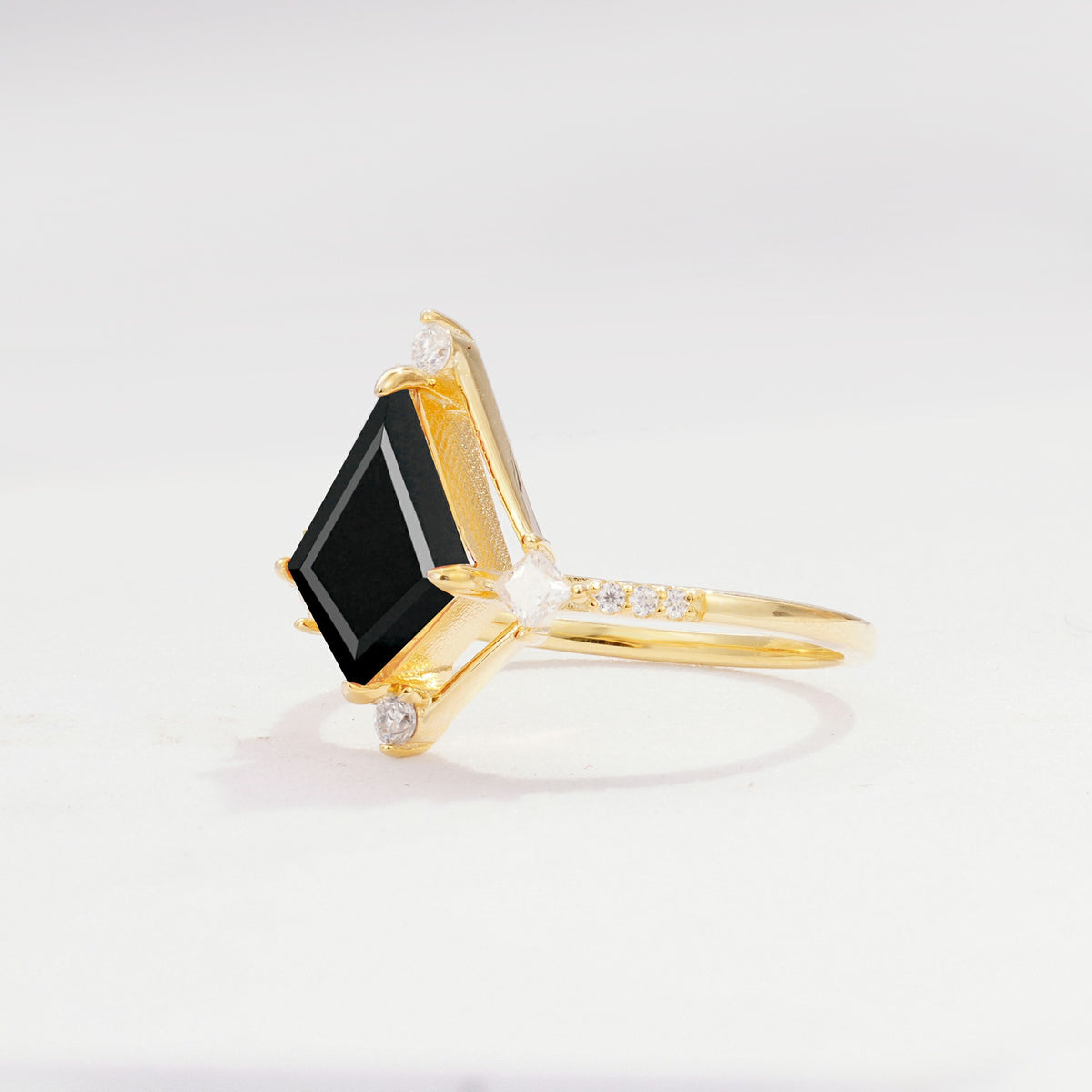 ML07060 Black Onyx Ring - White-Gold