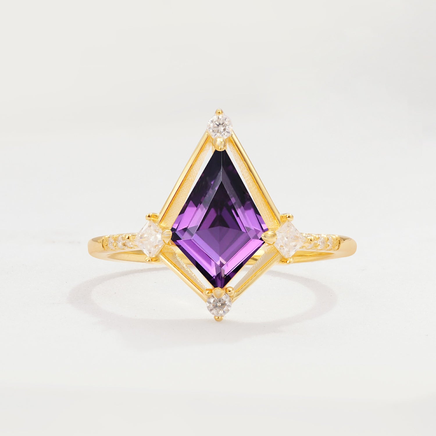 ML07060 Amethyst Ring - Yellow-Gold